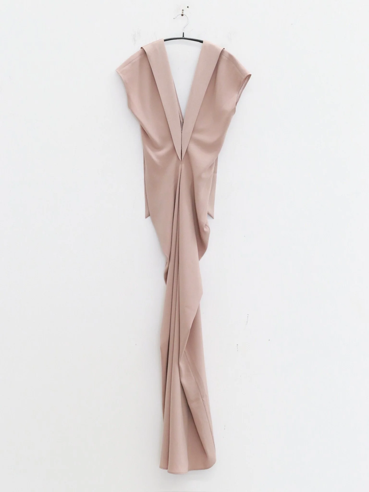 OUDE WAAG Spring/Summer 2026 V-neck draped dress OW-OW-26SS-DS21-FM (PK230 PINK MIST) - Image 6