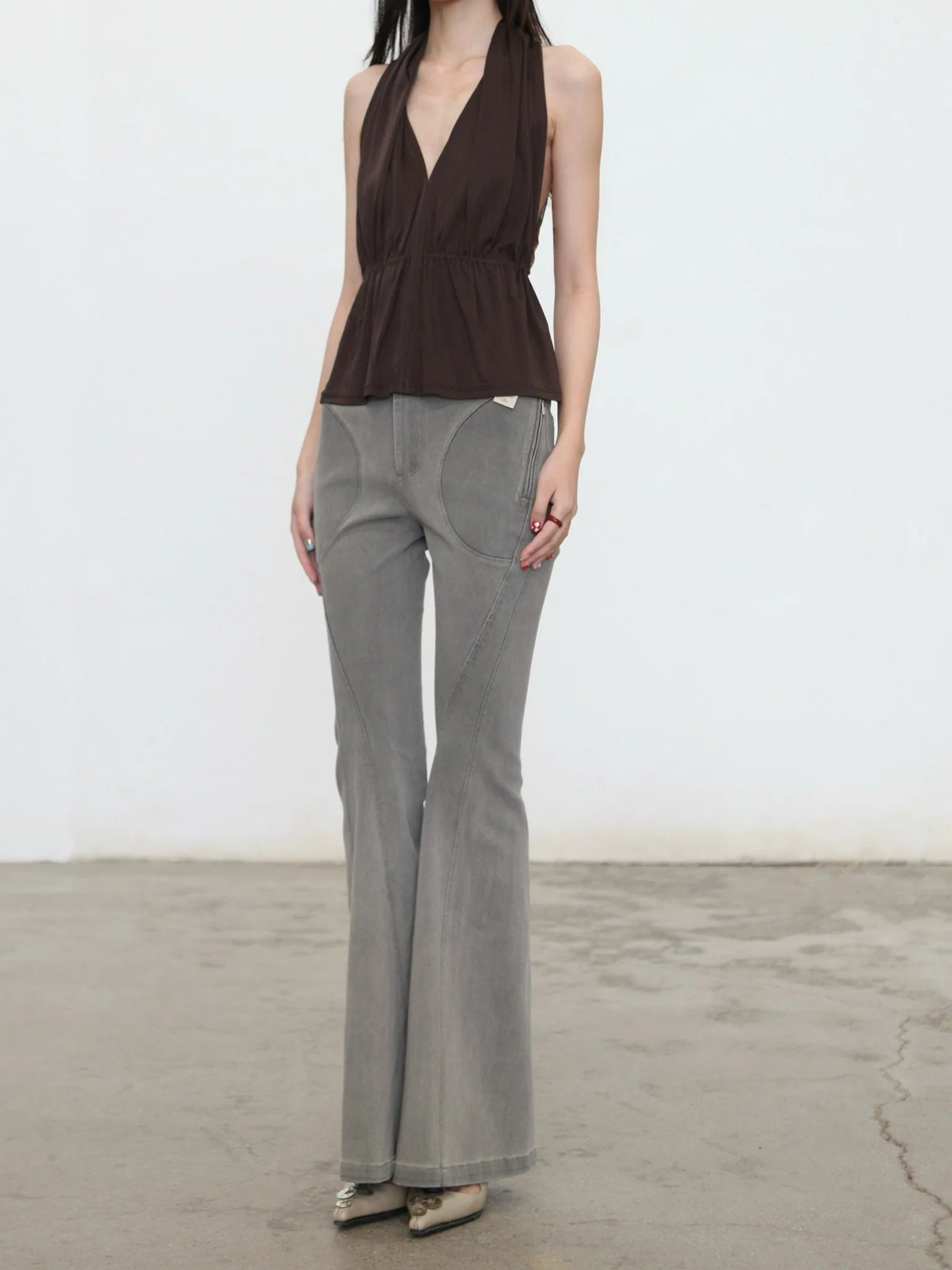 OUDE WAAG Spring/Summer 2026 Washed Stretch Flare Jeans OW-OW-26SS-PT07-QH GY840 LIGHT GREY - Image 11