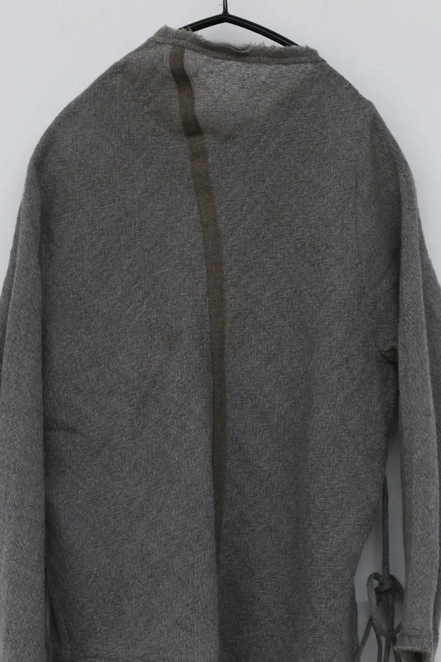 OUDE WAAG Thin Wool Asymmetrical Top OW-21AW-TP03 Light Gray - Image 12