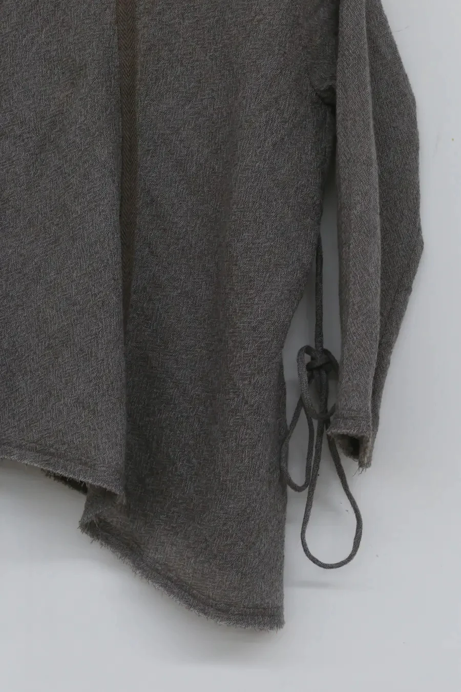 OUDE WAAG Thin Wool Asymmetrical Top OW-21AW-TP03 Light Gray - Image 13