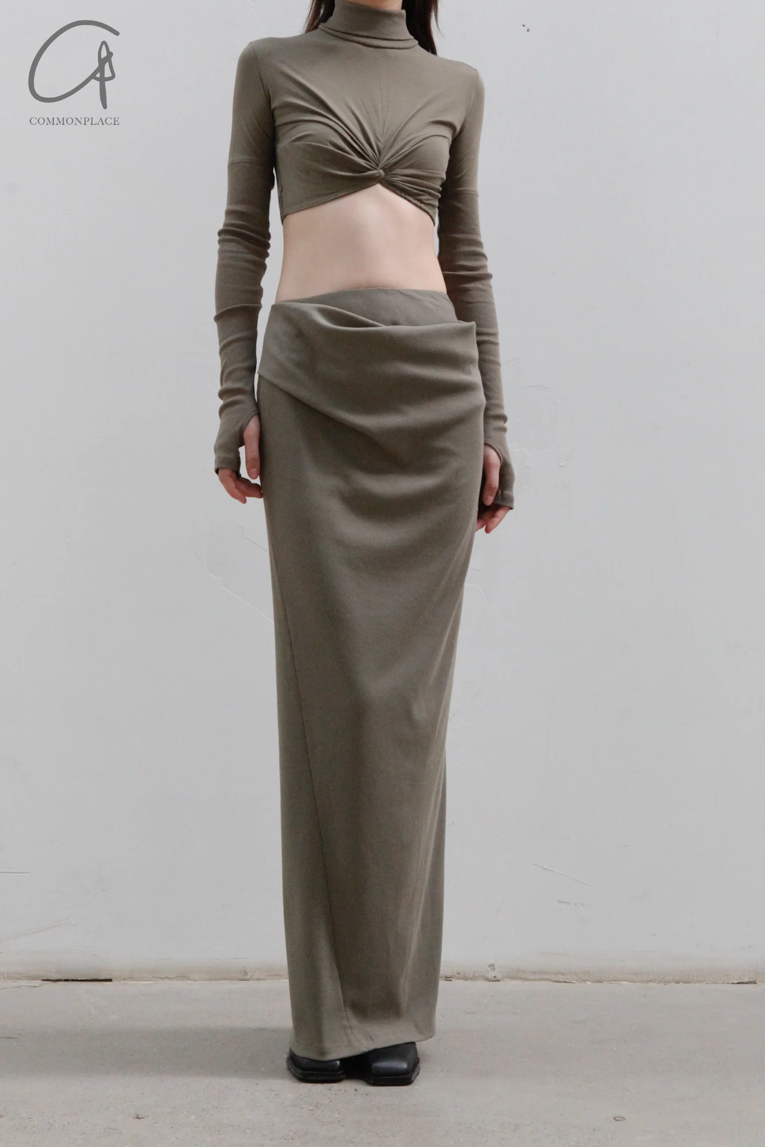 OUDE WAAG SK03 Series Threaded Draped Skirt OW-OW-23AW-SK03C1GR580-HUILV Grey Green - Image 2