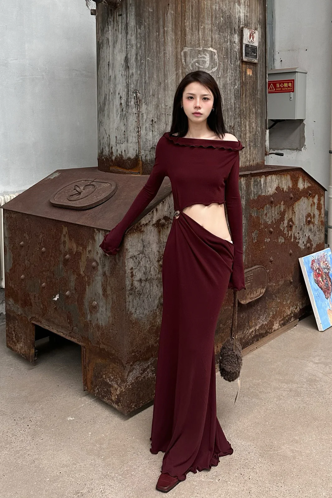 Peng Tai 24 Autumn and Winter Asymmetric Flared Long Dress PT-PTW24C08-2 - Image 17