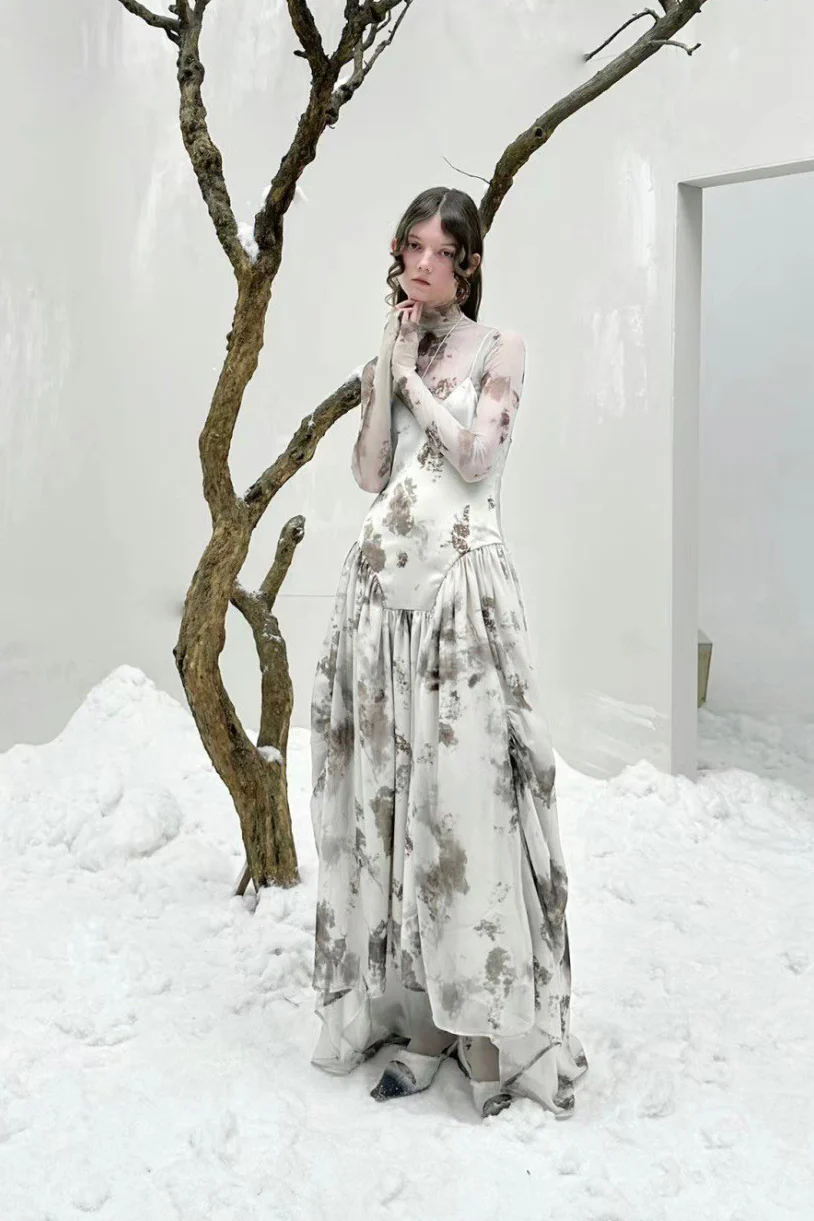 Peng Tai 24 Autumn and Winter Contrast Color Maxi Sling Dress PT-PTW24C15-1 - Image 12