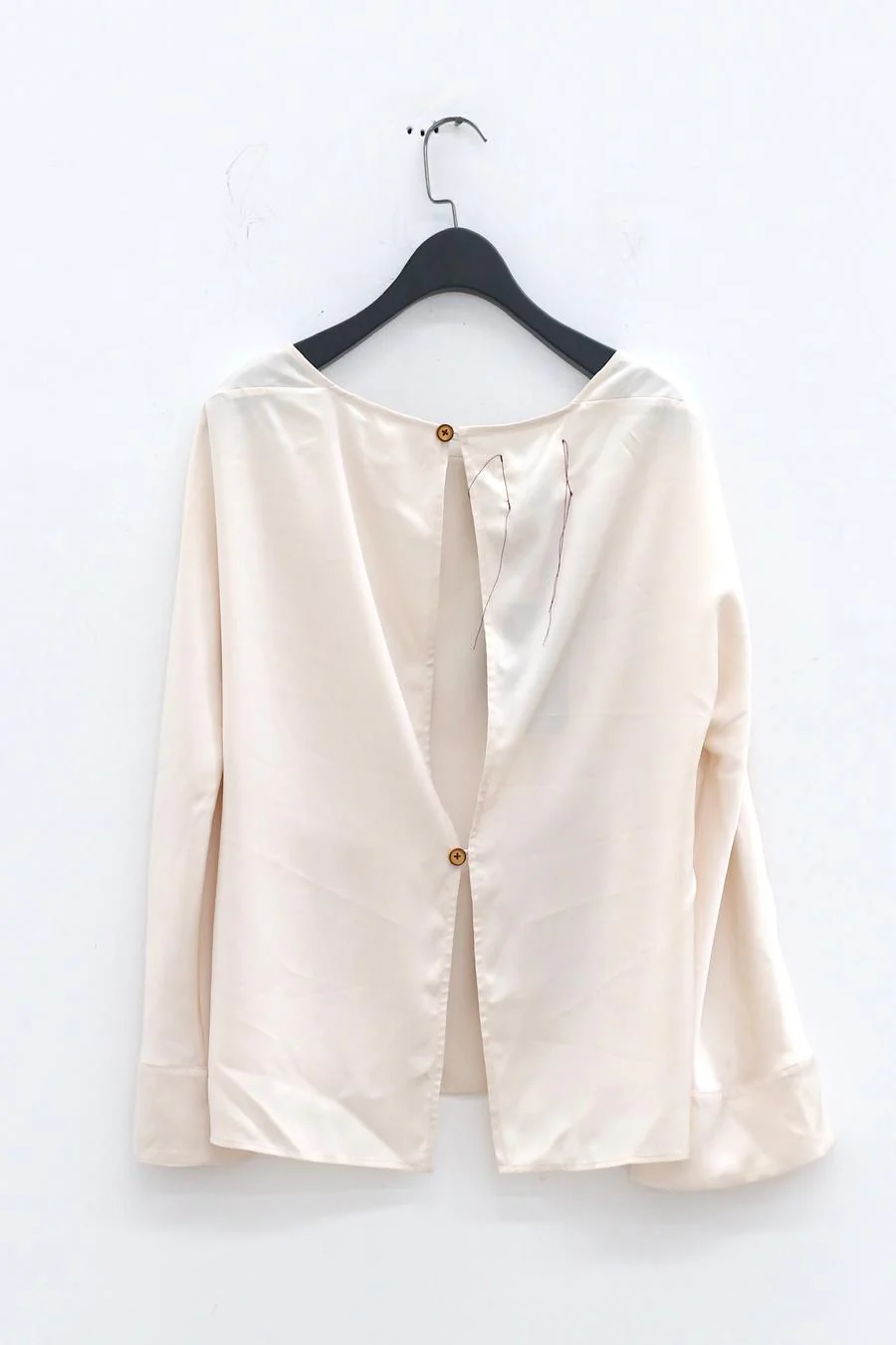 pengtai back open shirt MRS22A02-1 Cream (MRS22A02) - Image 2