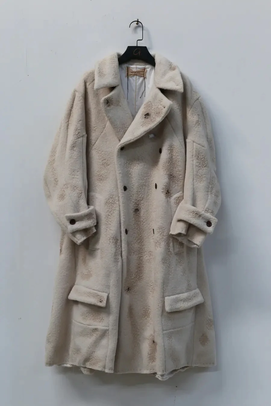 Pengtai body structure burn effect double breasted wool coat MW21027