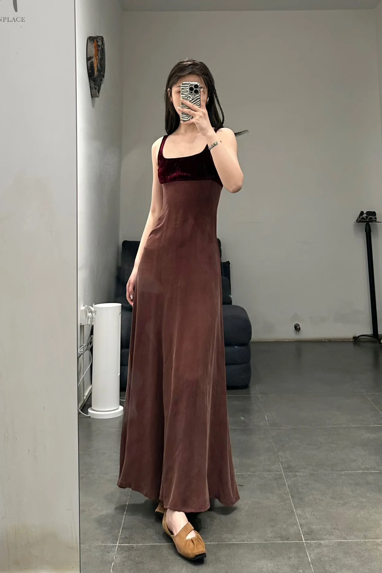pengtai copper velvet dress PTS23C04-1 - Image 10