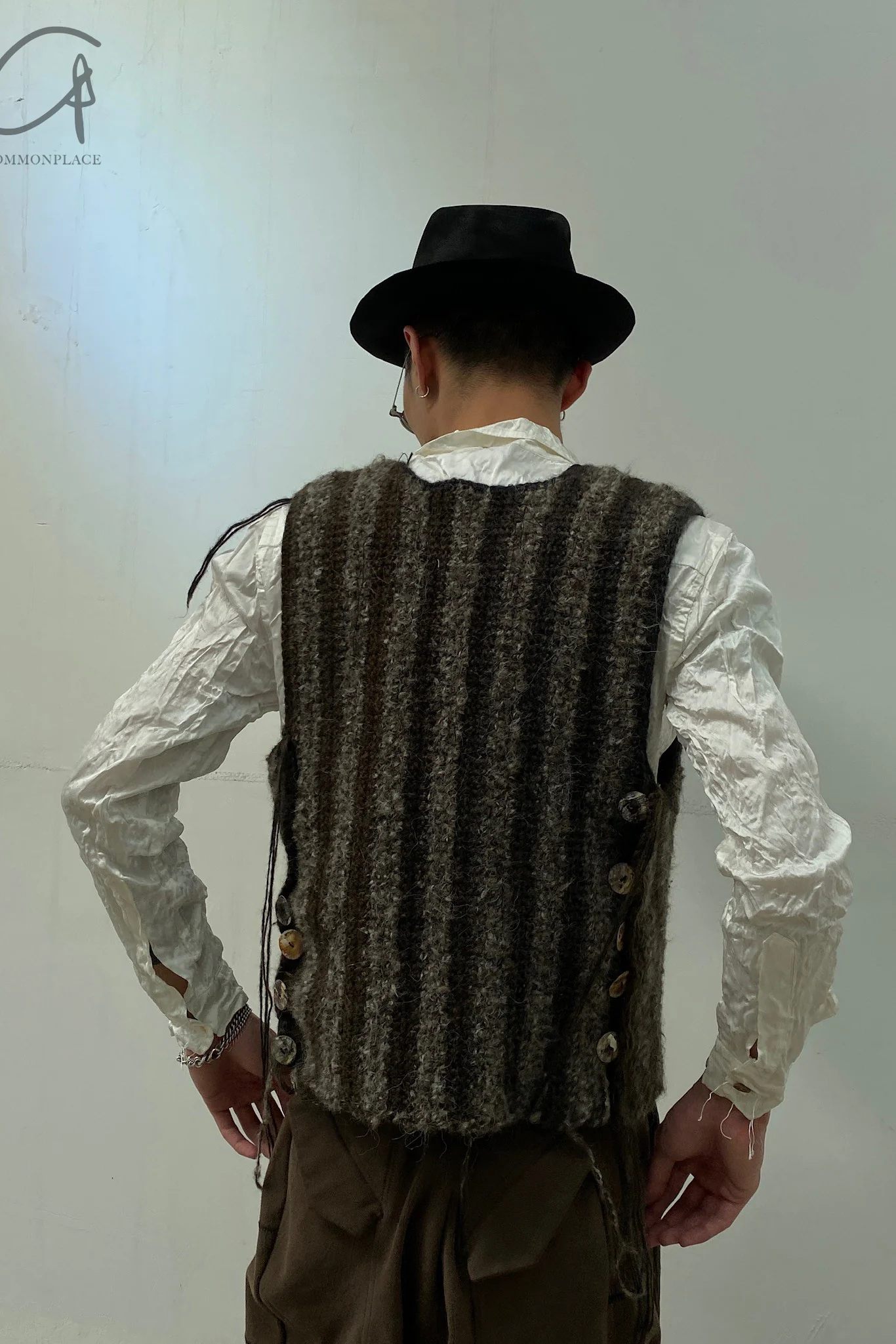 pengtai crochet waist coat PTW22M02-1 - Image 8