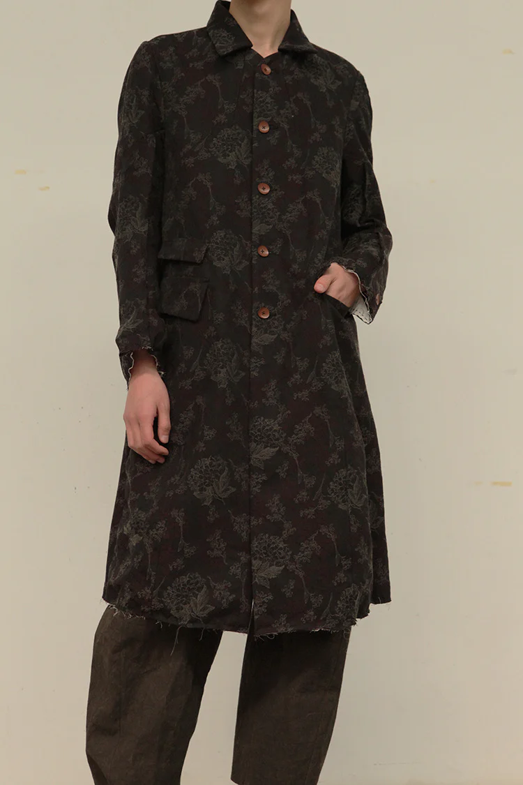 Peng Tai Body curve & knee shaped cotton jacquard working coat M017 - Image 4