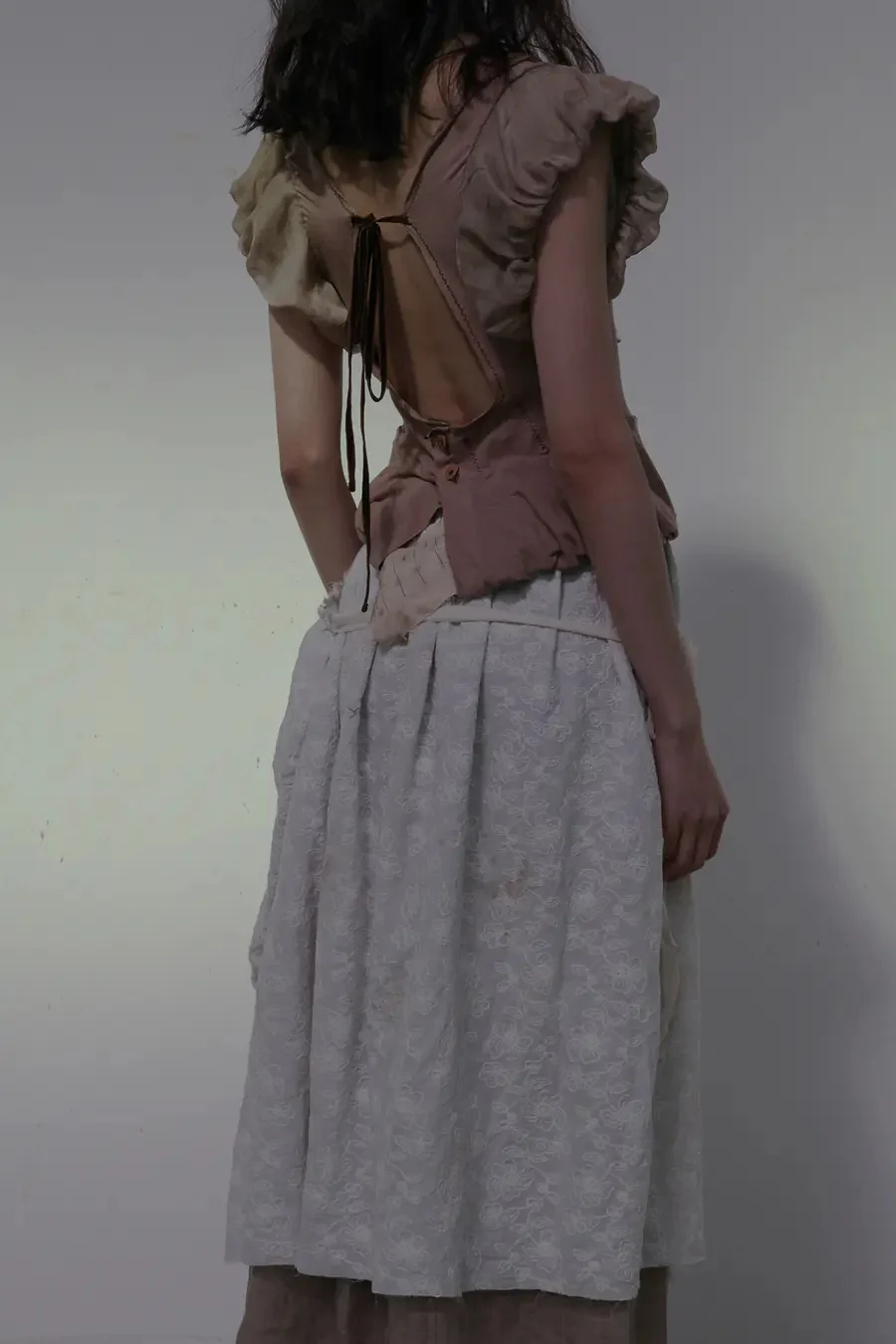 Peng Tai BACKLESS SQUARE NECK BANDING TOP  S20025 - Image 3