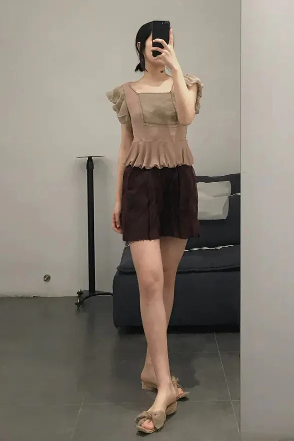 Peng Tai HAND DYED HIGH-WAIST SHORTS S20120 - Image 3
