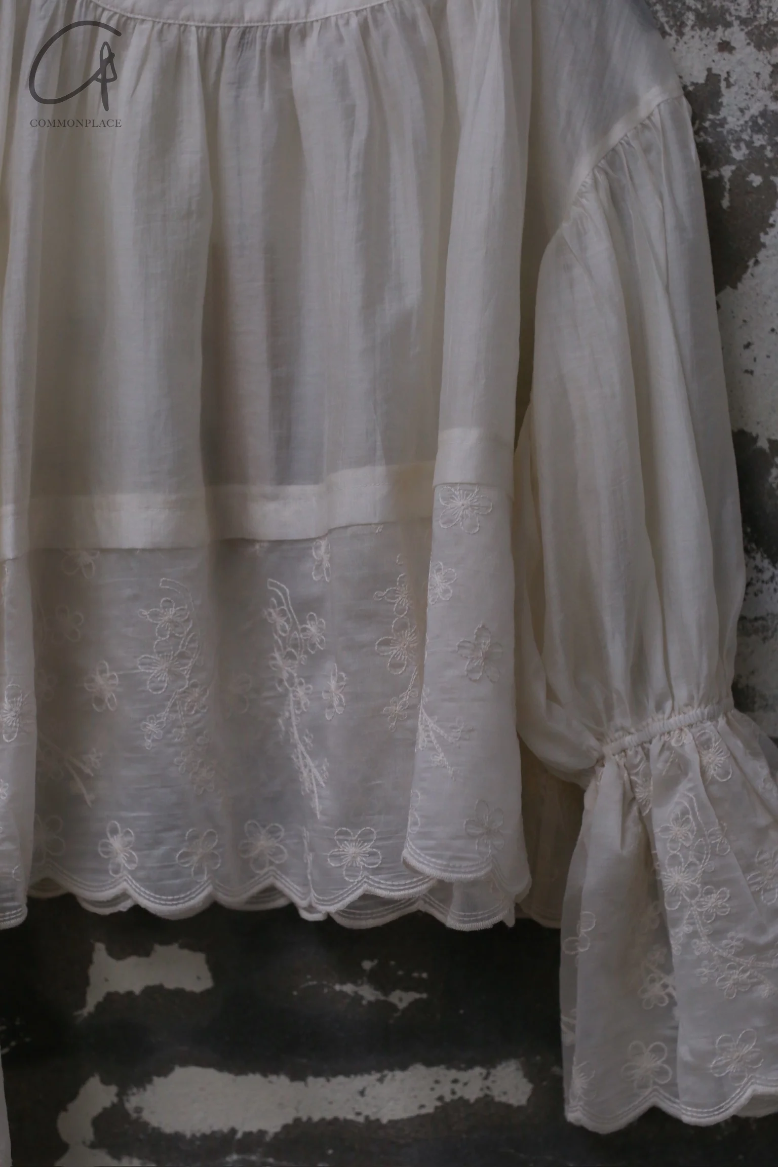 Pengtai Medication Room Clothing-Material Healing Line Short DOLLY Blouse PT-MRS25A03-1-BAI White - Image 2