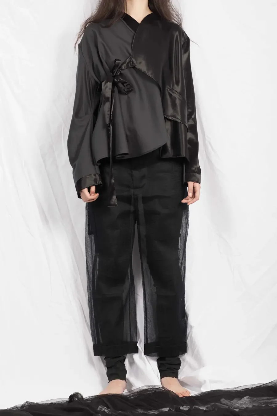 Phoebe English (satin woven jacket-black) JKT 208 SATIN BLACK - Image 2