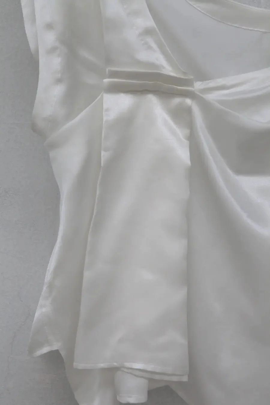 Phoebe English White Short-Sleeve Shirt Top, Skin-Friendly, Made in the UK, Contemporary, PE-TOP310-BAI, White - Image 6