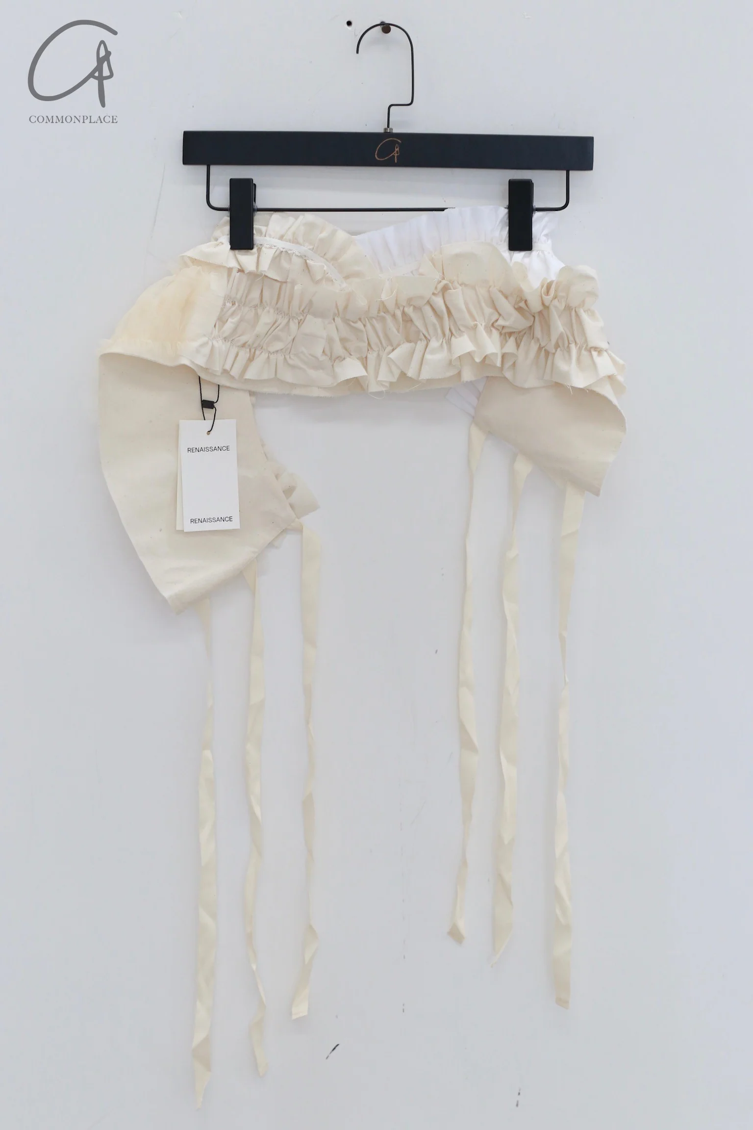 Renaissance Renaissance leather belt with ruffle trim RNS-SALAD-CREAM