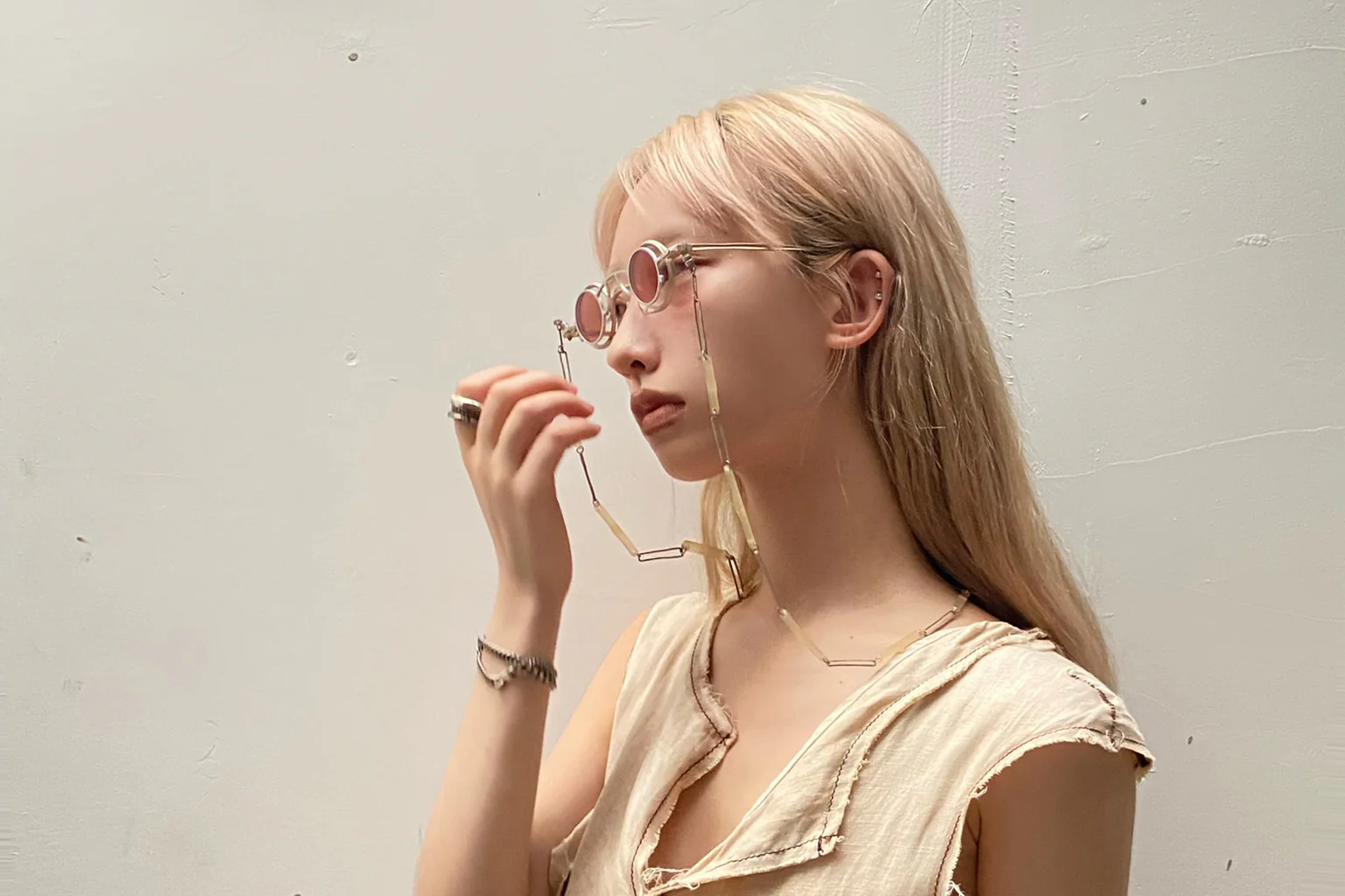 Rigards X COMMONPLACE store joint limited edition salmon color detachable glasses RG0105TI RG-RG0105TI-QJY light gold and silver frame carmine red - Image 14