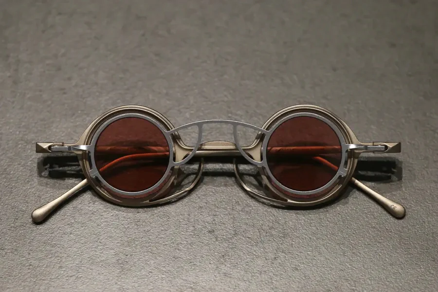 Rigards X COMMONPLACE store joint limited edition salmon color detachable glasses RG0105TI RG-RG0105TI-QJY light gold and silver frame carmine red - Image 2