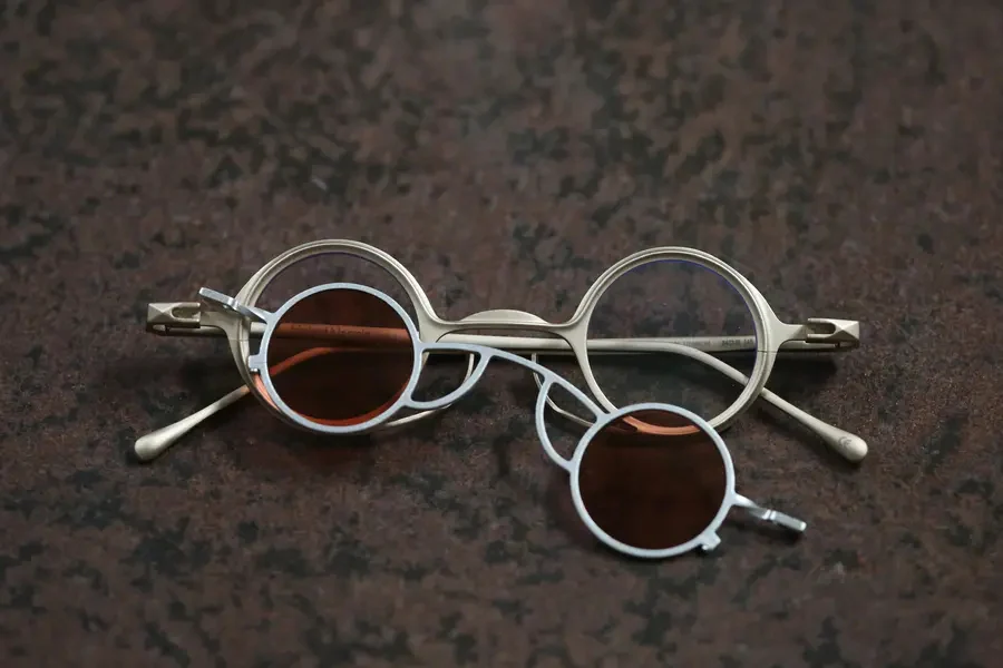 Rigards X COMMONPLACE store joint limited edition salmon color detachable glasses RG0105TI RG-RG0105TI-QJY light gold and silver frame carmine red - Image 6
