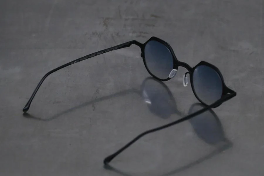 Rigards polygonal high degree handmade copper glasses RG0128CU series set RG-RG0128CU-HL black frame blue lens - Image 4