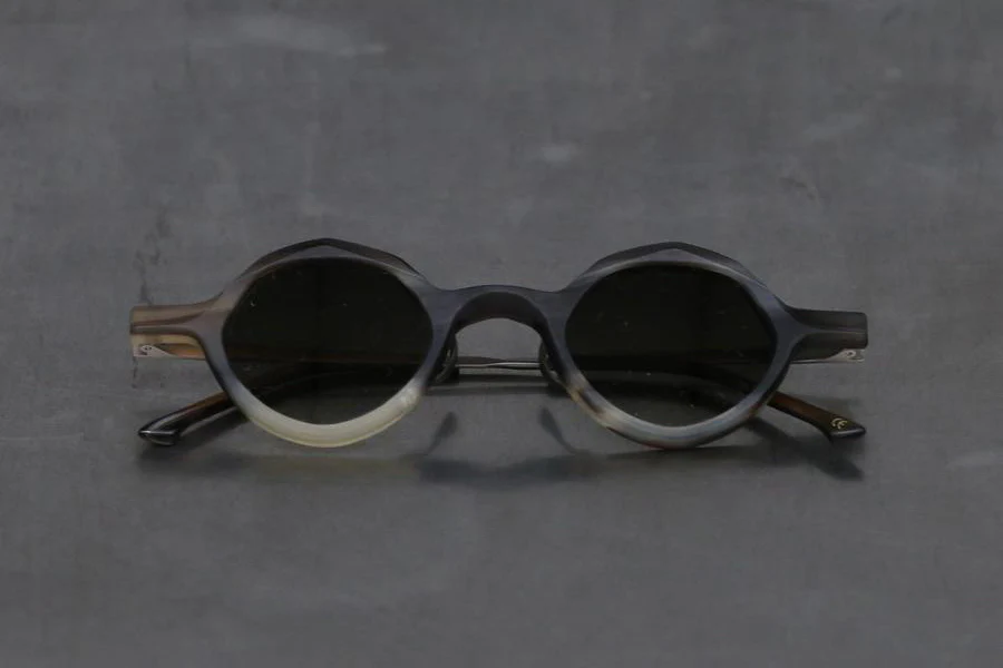 RIGARDS Natural Buffalo Horn Wire Cut Hand Polished Glasses RG1094 Series Collection RG-RG1094-MCYGL Camouflage Matte Green Lenses