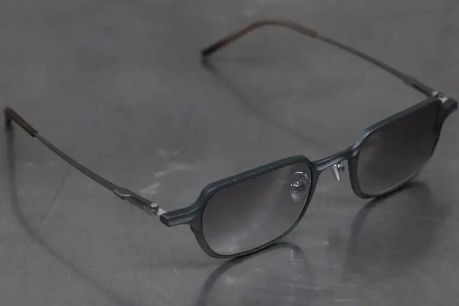 Rigards classic square-framed magnesium-aluminum alloy eyeglasses, RG0086AL series, RG-RG0086AL-TAN, carbon black. - Image 2
