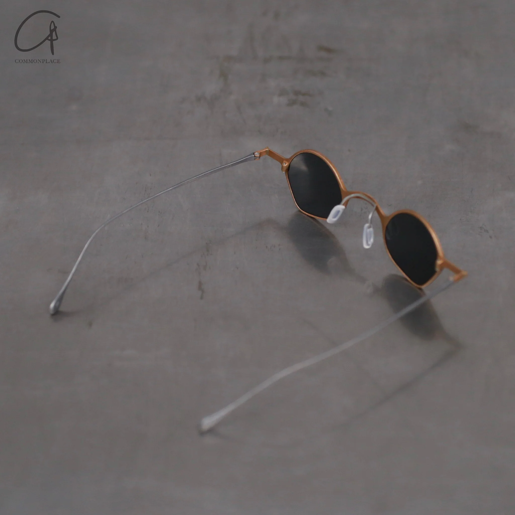 Rigards copper titanium hand-polished special frame glasses RG1923CU series RG-RG1923CU-HSSH red frame dark gray lenses - Image 4