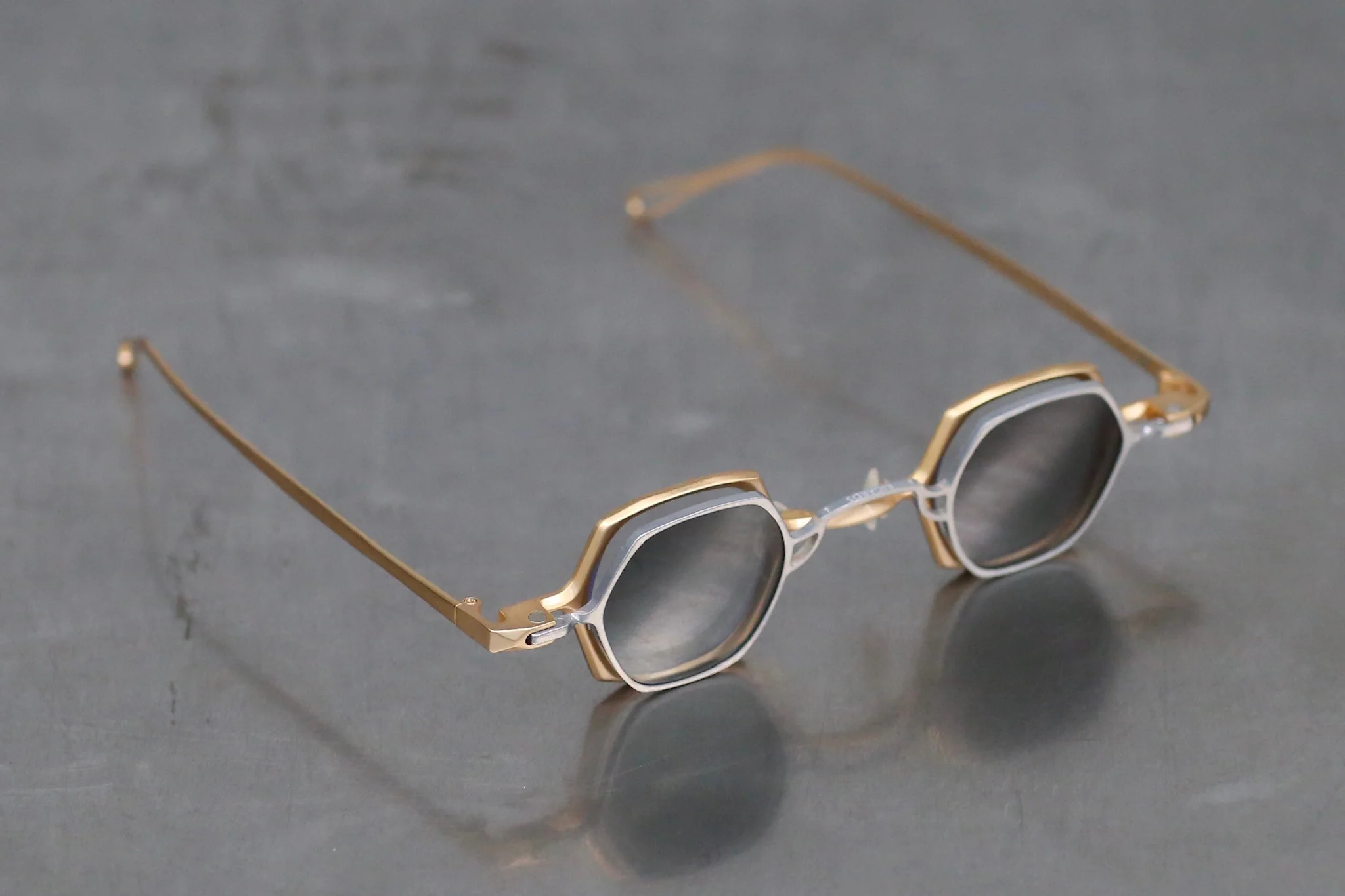 Rigards Gold + Silver Frame Milky Yellow Glasses RG-RG1921TI-JYK - Image 3