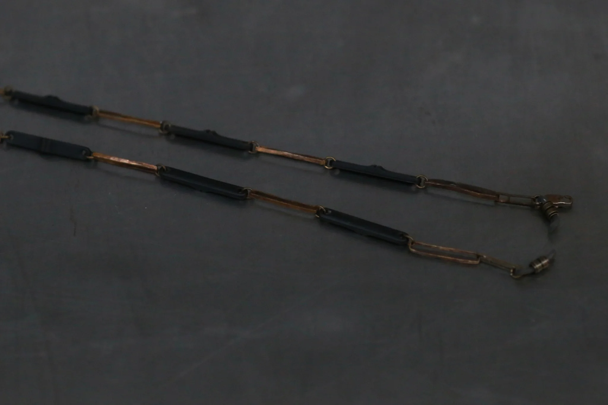 Rigards Hand-hammered copper and buffalo horn glasses chain AT005CU series collection RG-AT005CU-HJ+ST Black horn + dark copper AT005CU - Image 2