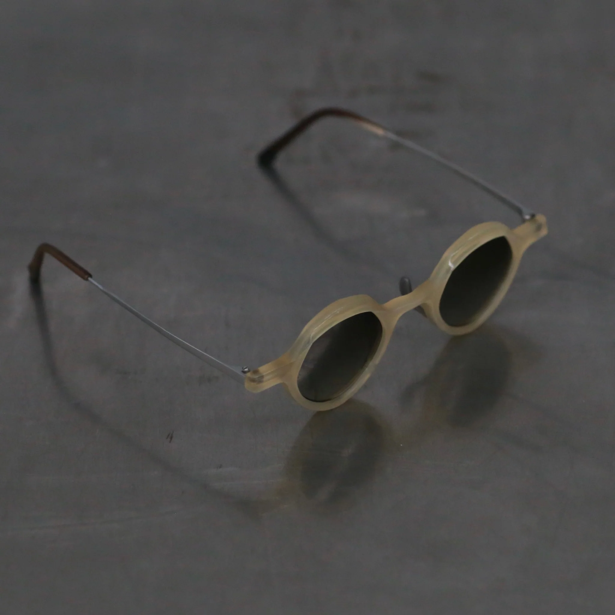 RIGARDS natural buffalo horn wire cut hand-polished glasses RG1094 series set RG-RG1094-HPKJLB amber frame gradient green lenses - Image 3