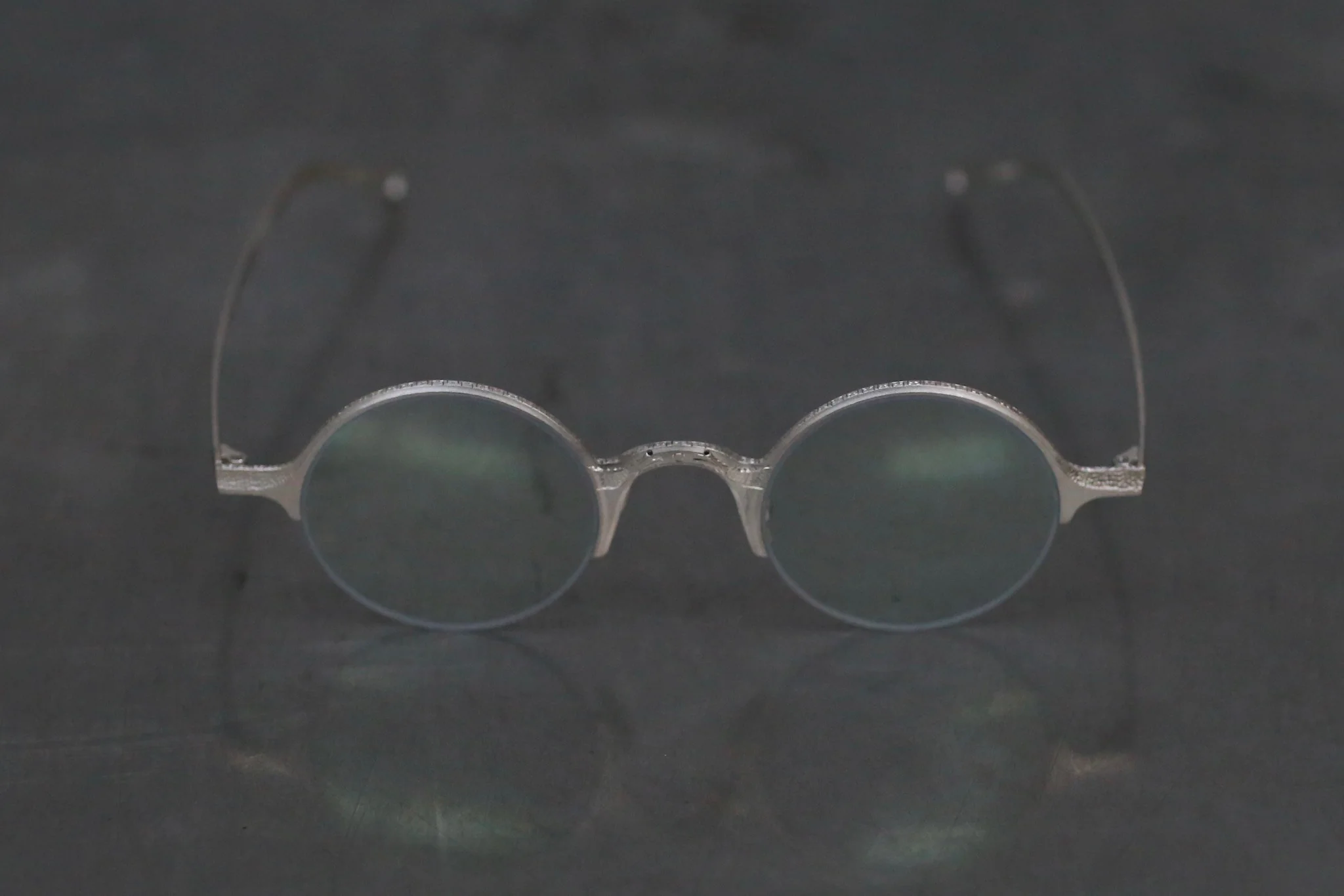 Rigards RG0091AG Sterling Silver Collection Highly Hand-hammered Eyewear RG-RG0091AG 24SE DRAGON-CYTM Sterling Silver Textured Clear Lenses - Image 2