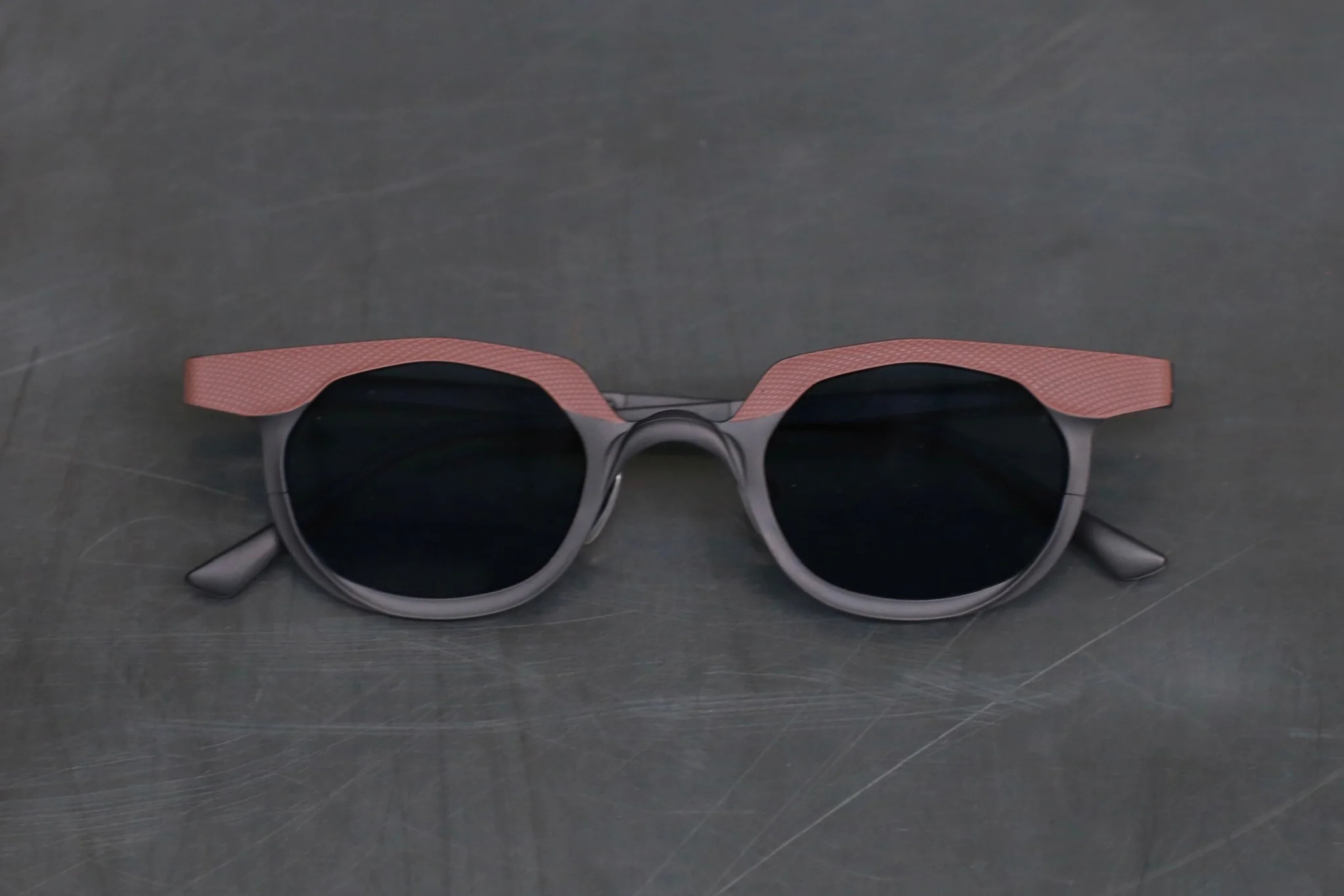 Rigards RG1002TI Series Pure Titanium Glasses RG-RG1002TI-SHTXKLP-F Dark Gray/Rust Frame Blue Lenses