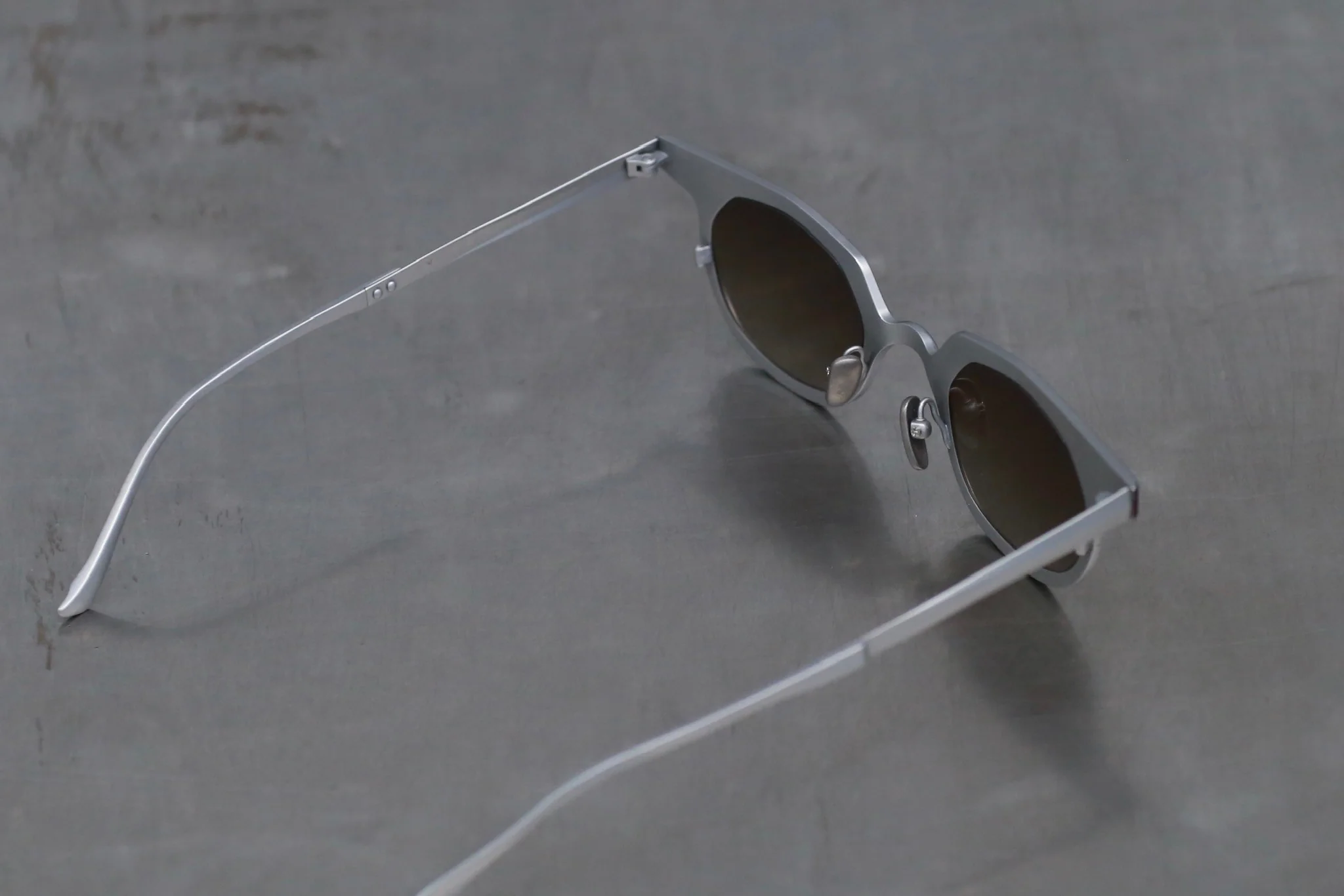 Rigards RG1002TI Series Pure Titanium Alloy Glasses RG-RG1002TI-TZKZP Titanium Brown Frame Brown Lenses - Image 4