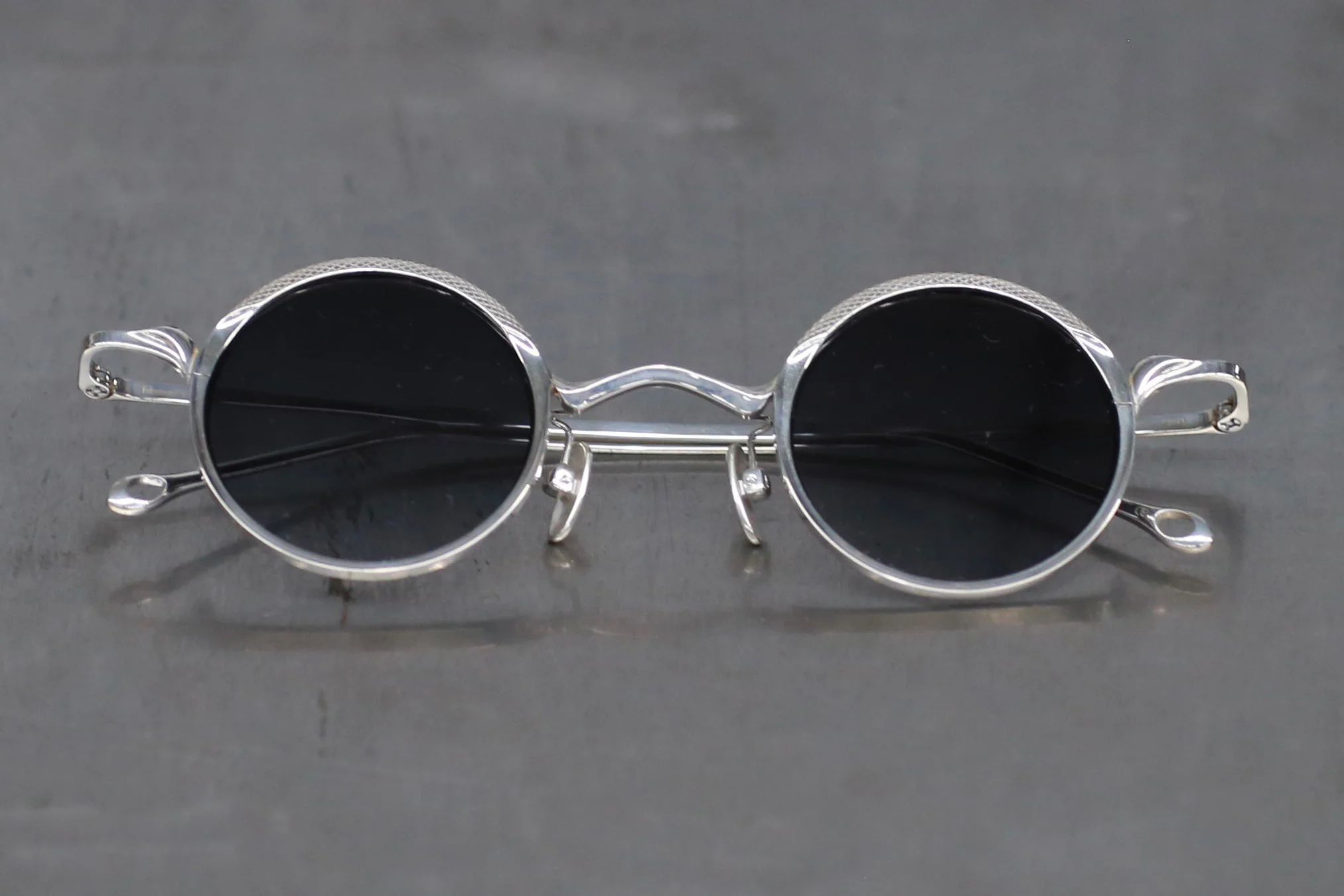 Rigards RG1099AG Series 925 Sterling Silver Round Frame Sunglasses RG-RG1099AG-CYH-F Sterling Silver Frame Grey Lenses