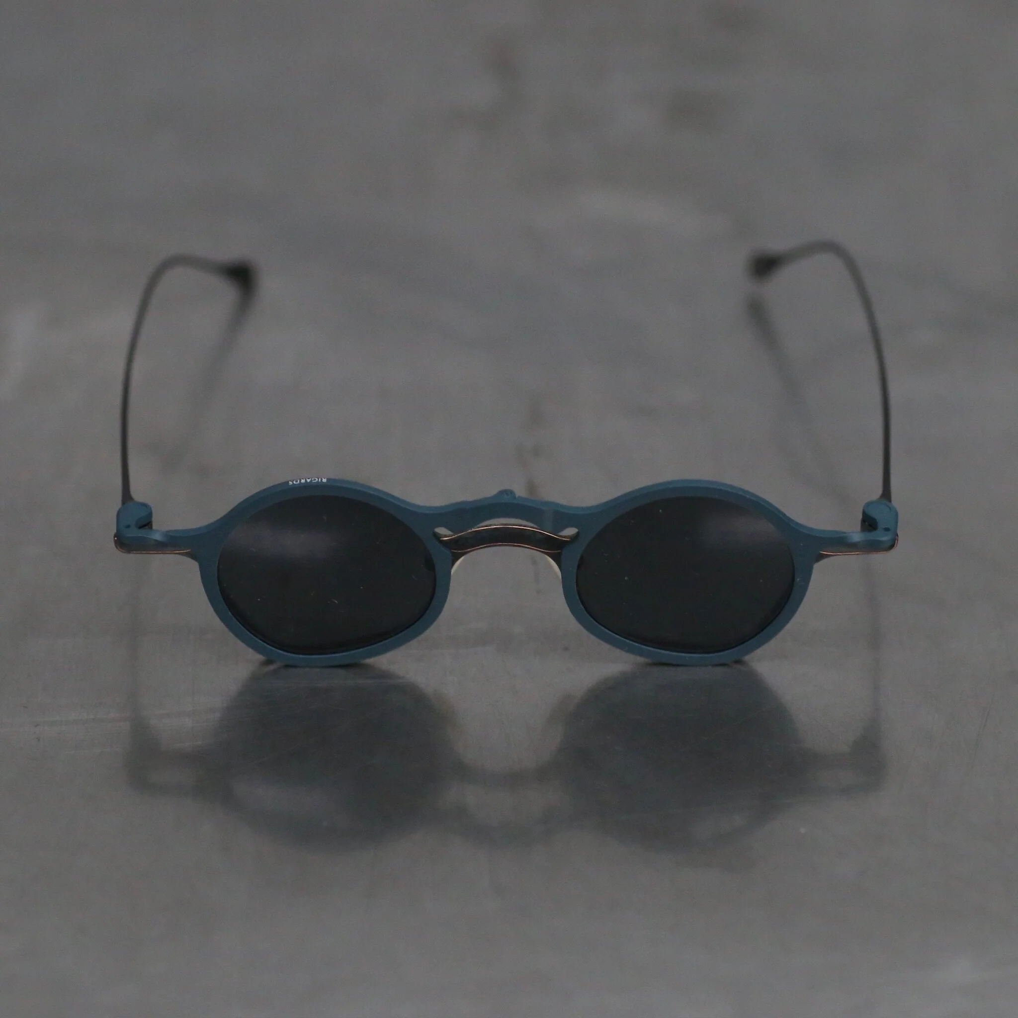 Rigards RG1924TI series of detachable, highly hand-polished titanium eyeglasses, RG-RG1924TI-FCMTMSH (JADE+INK CLEAR+D.GRAY LENS) - Image 3