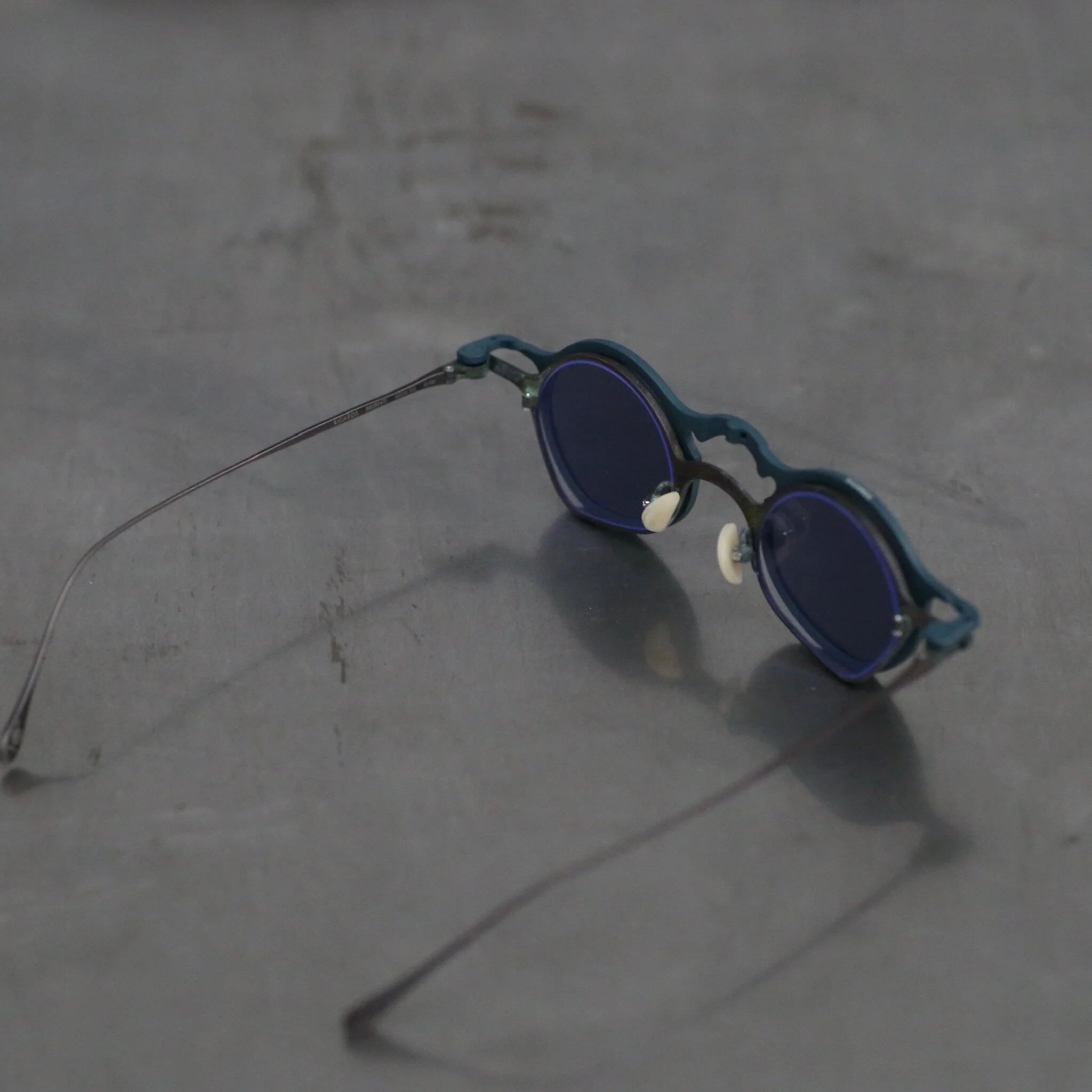 Rigards RG1924TI series of detachable, highly hand-polished titanium eyeglasses, RG-RG1924TI-FCMTMSH (JADE+INK CLEAR+D.GRAY LENS) - Image 5