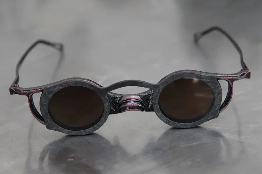 Rigards RG2049AL Black & Red Sunglasses - Image 2