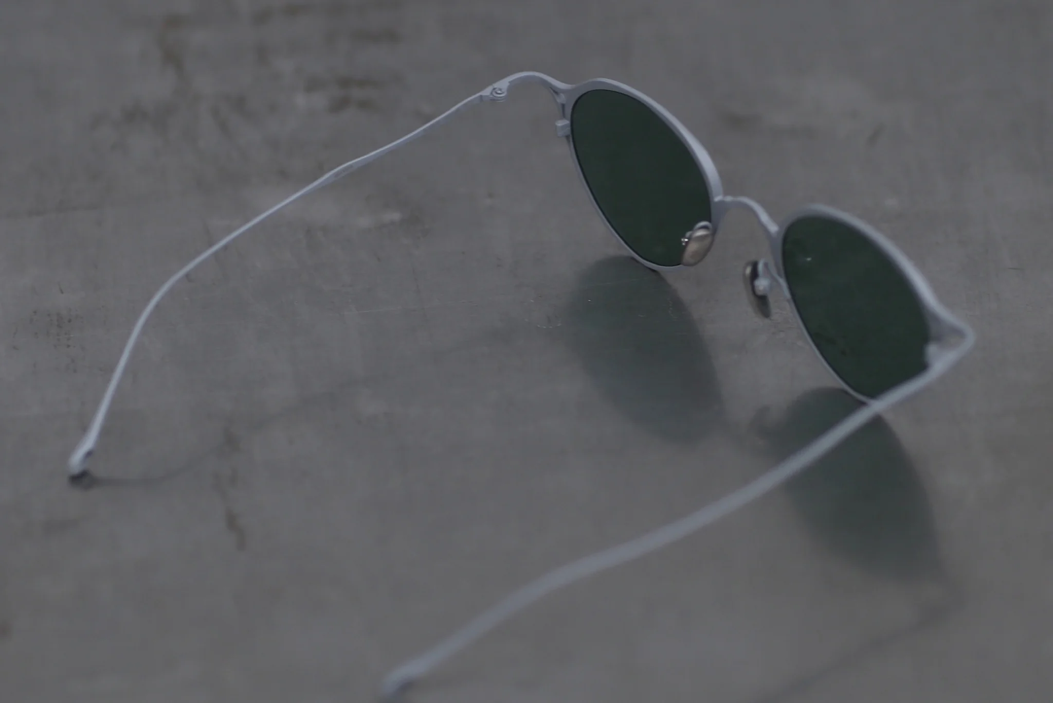Rigards RG1093TI Series Beta Titanium Sunglasses RG-RG1093TI-THJDJ Titanium/Light Gold Matte Green - Image 4