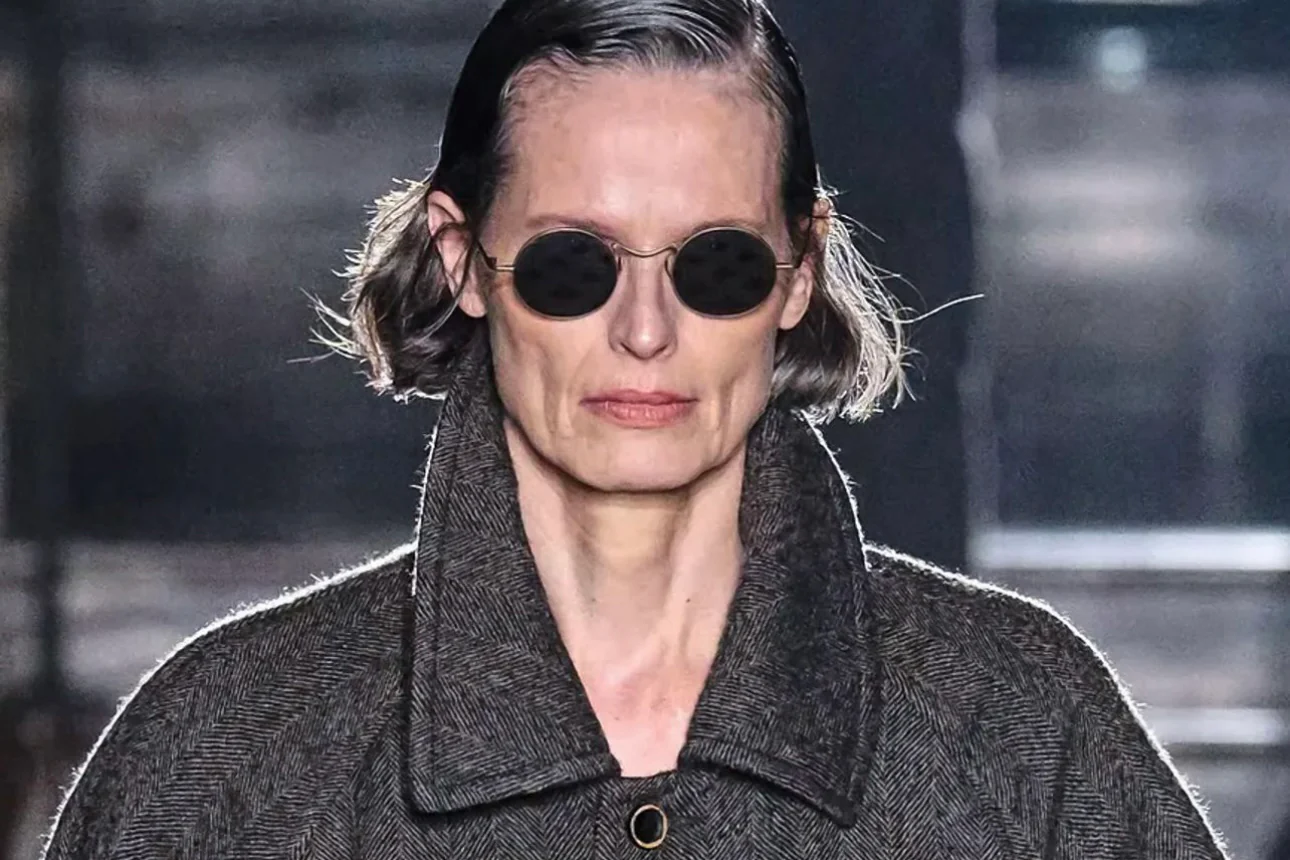 Rigards X UMA WANG Joint Series Round Frame Glasses RG-RG00UW14-GDHKSHP Antique Black Frame Dark Gray Lenses - Image 9
