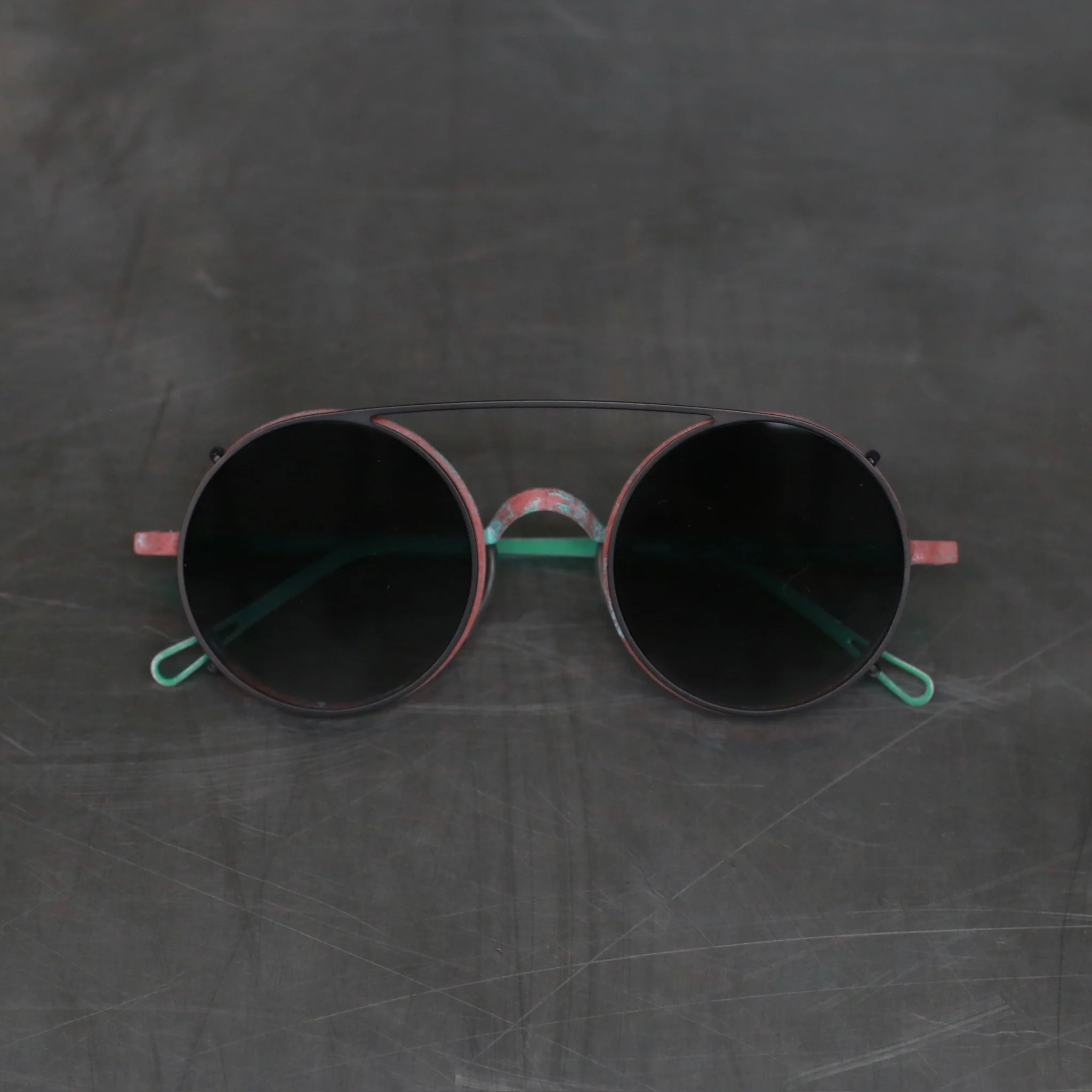 RIGARDS*UMA WANG Collaboration Magnetic Round Frame Sunglasses RG00UW50 Series RG-RG00UW50-BYHTMJBH Jade Frame + Gray Frame, Transparent Lenses + Gradient Gray Lenses - Image 2