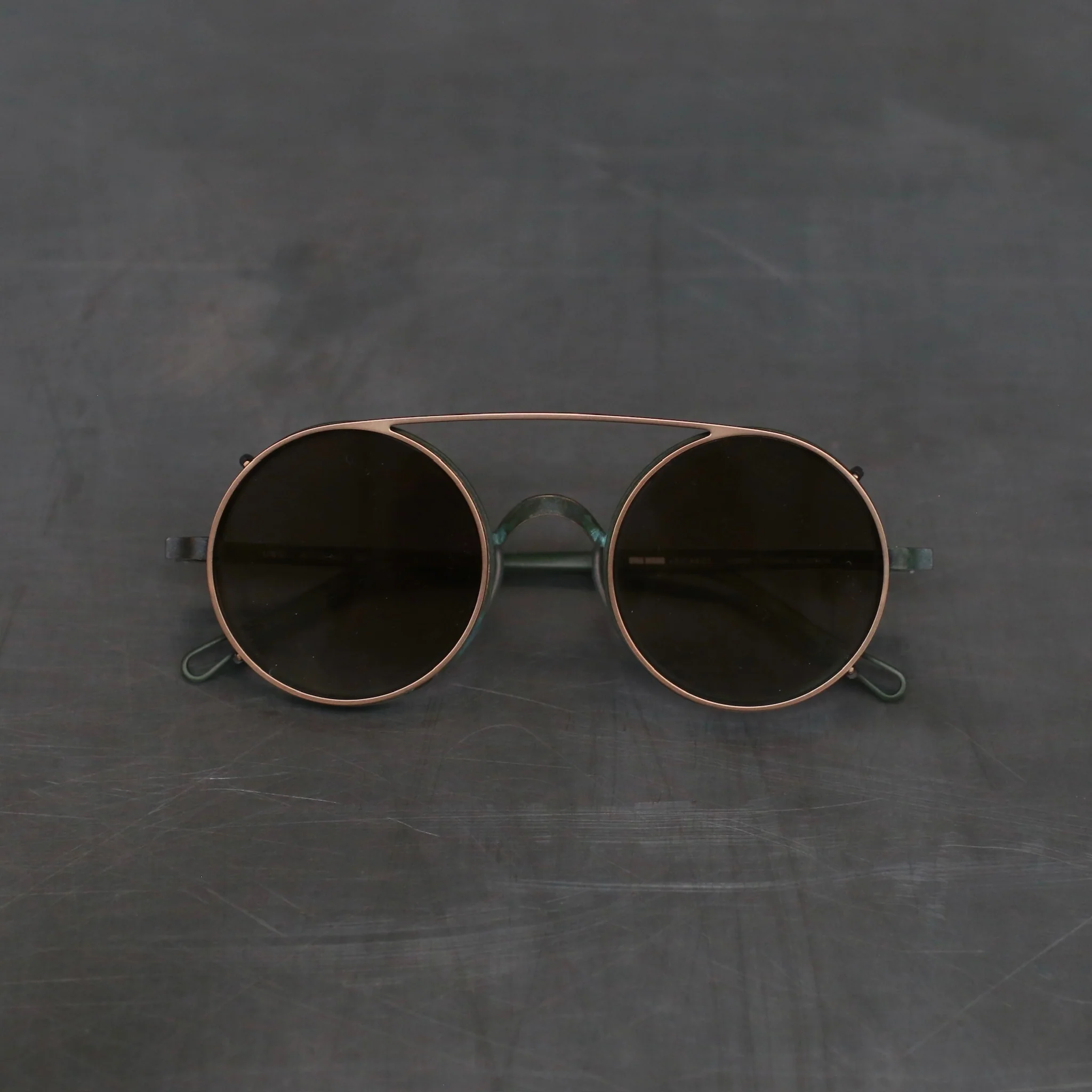 RIGARDS*UMA WANG Joint Magnetic Round Frame Sunglasses RG00UW50 Series RG-RG00UW50-FCQTTMJBQT Emerald Frame Bronze Frame Transparent Lens + Gradient Bronze Lens - Image 2