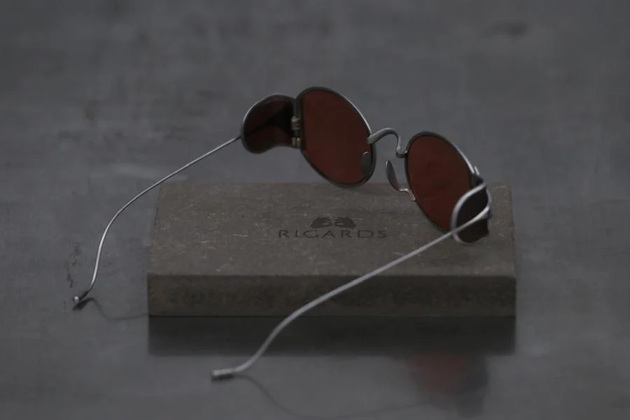 RIGARDS*UMA WANG joint work block frame sunglasses RG00UW10 retro silver frame rouge red - Image 4