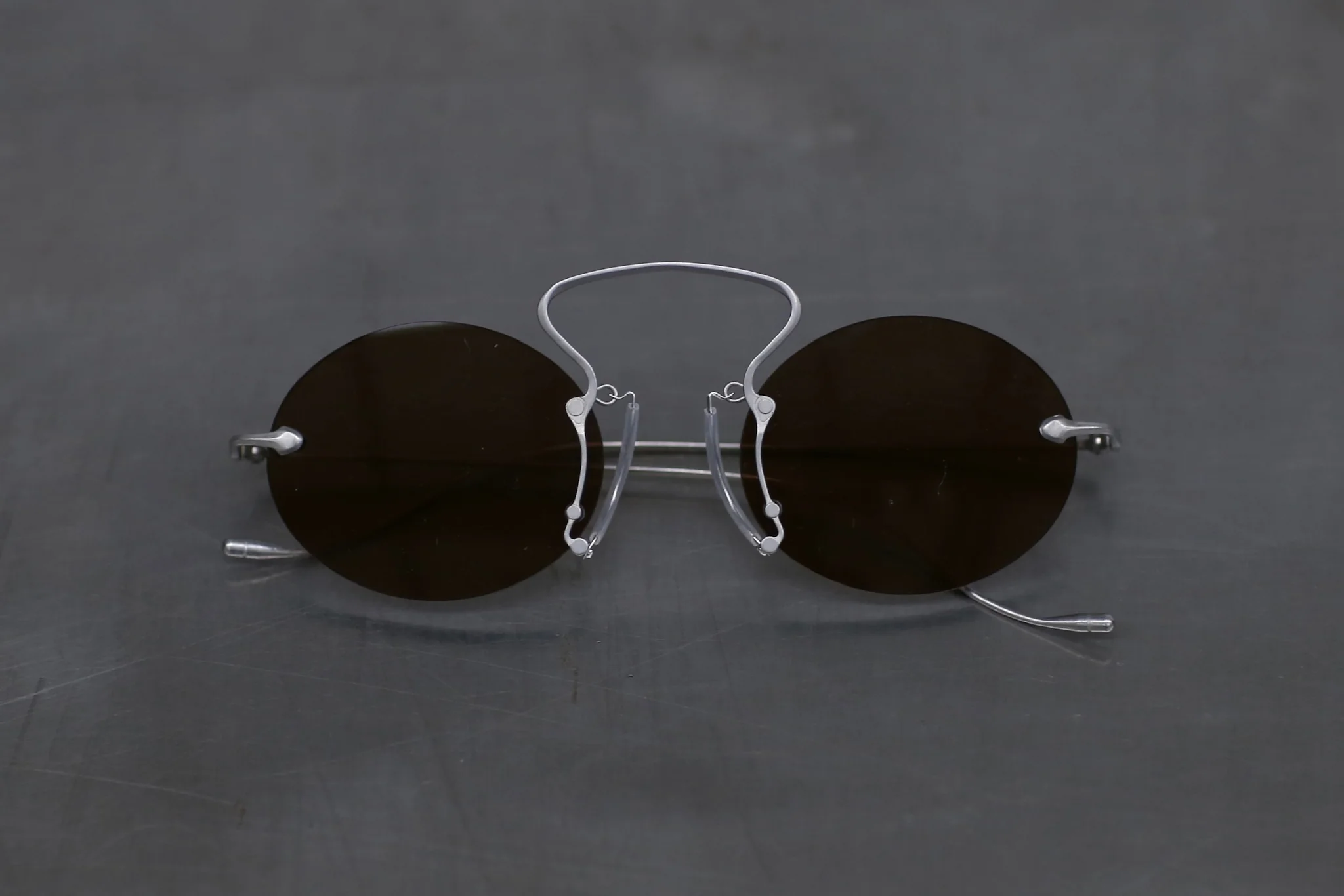Rigards X UMA WANG Joint Steel Frameless Glasses RG00UW6(A) Series Collection RG-RG00UW6(A)-FGY Retro Silver Frame Olive Brown Lenses