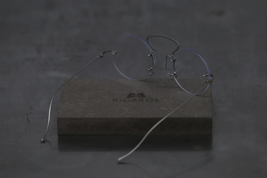 RIGARDS X UMA WANG Joint Stainless Steel Frameless Glasses RG00UW9(A) Series RG-RG00UW9(A)-FGYL Retro Silver Sequins - Image 4