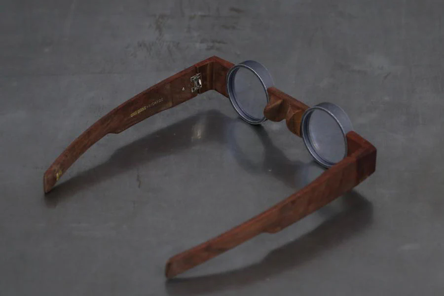 Rigards X UMA WANG Joint Work Wood Frame Glasses RG00UW2 Series Collection RG-RG00UW2-MGMHTM Rosewood + Gray Frame Transparent - Image 4