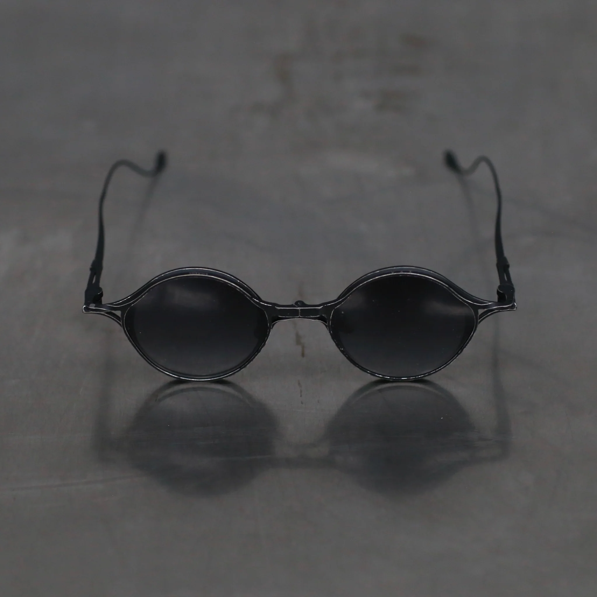 Rigards x The Viridi-Anne collaboration detachable sunglasses RG1022TVA collection RG-RG1022TVA-GHKQHJBHJB antique black frame + antique black frame light gray gradient lens + gray gradient lens - Image 3