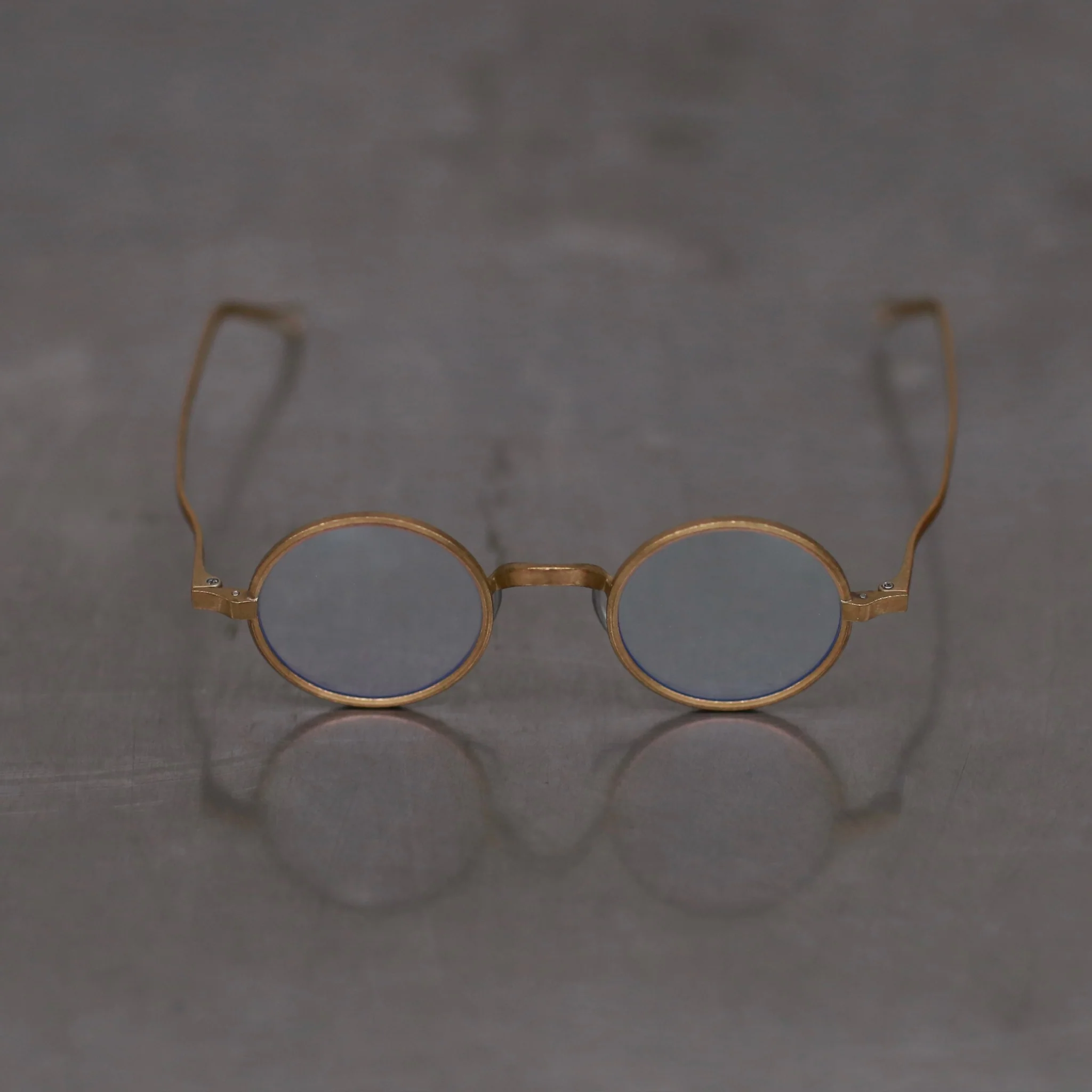 RIGARDS X UMA WANG Joint RG00UW3 Series Collection Handmade Copper Round Frame Glasses RG-RG00UW3-JSTM Gold Textured Transparent Lenses - Image 2