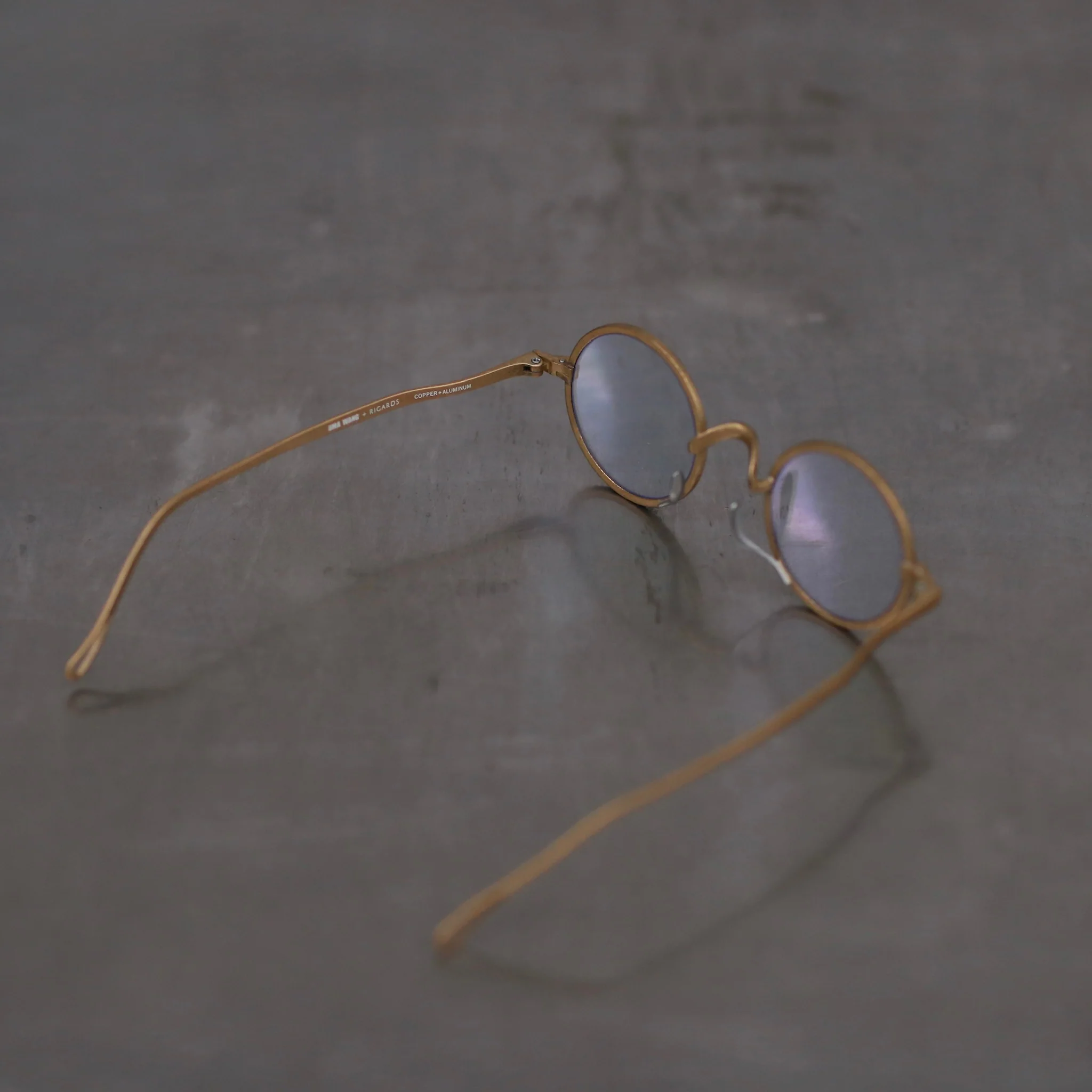 RIGARDS X UMA WANG Joint RG00UW3 Series Collection Handmade Copper Round Frame Glasses RG-RG00UW3-JSTM Gold Textured Transparent Lenses - Image 4