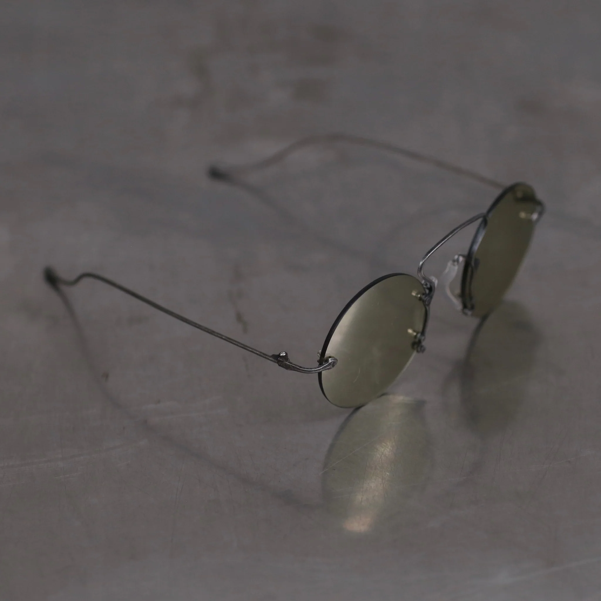 RIGARDS X UMA WANG Joint Stainless Steel Rimless Glasses RG00UW9(A) Series Collection RG-RG00UW9(A)-FGHQL Retro Black Frame Light Green Lenses - Image 3