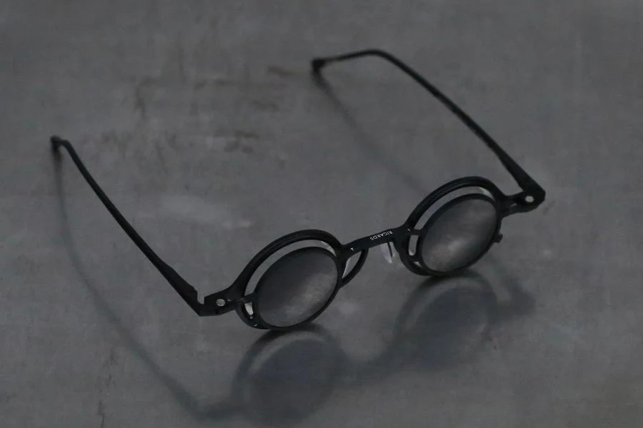Rigards x ZIGGY CHEN black + matte black frame dark gray lens RG1911TI - Image 4