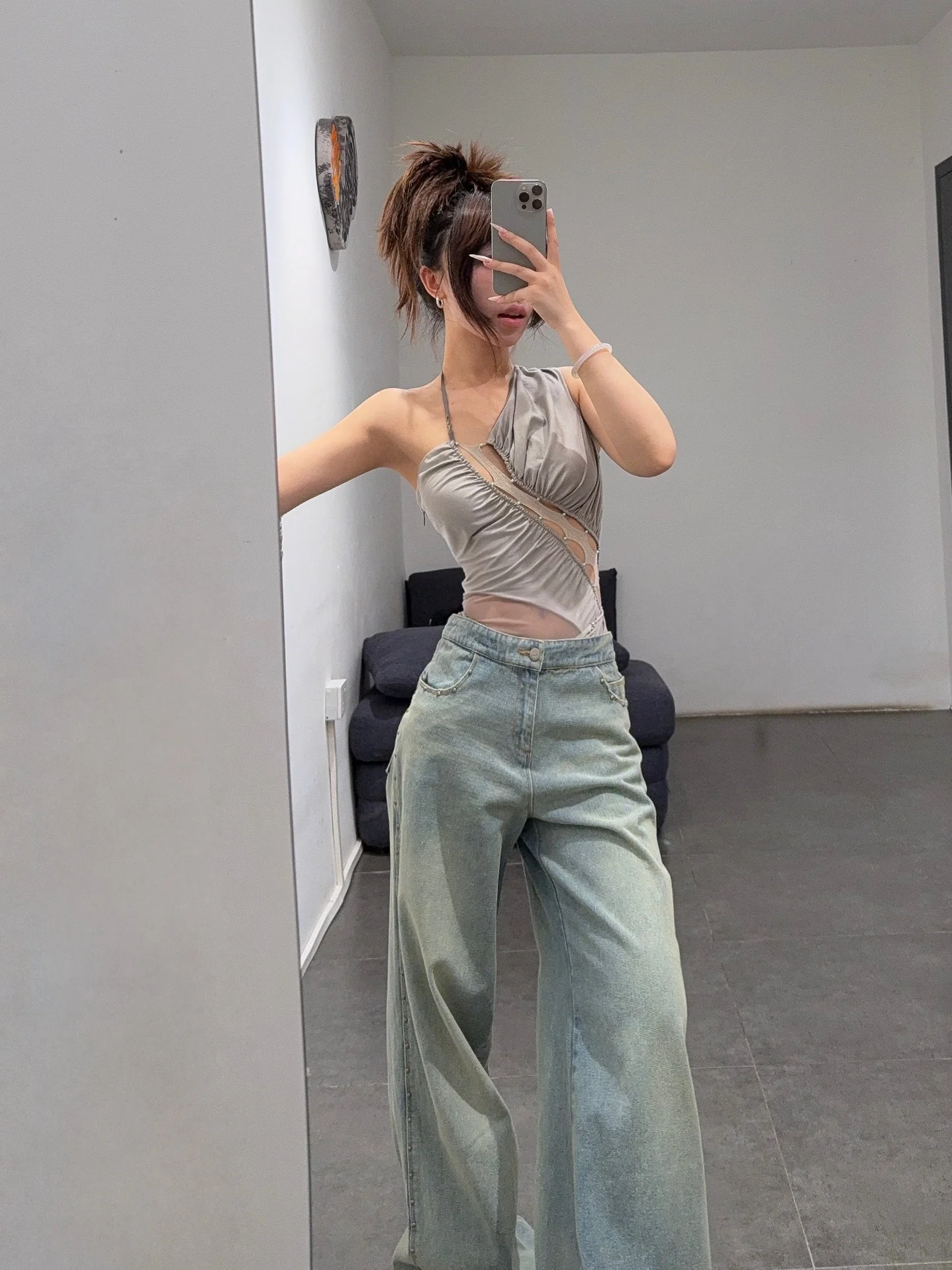 RUI built 25 spring and summer one-shoulder stitching pleated jumpsuit RUI-RSS25WV11-HUI Gray Smoke - Image 12