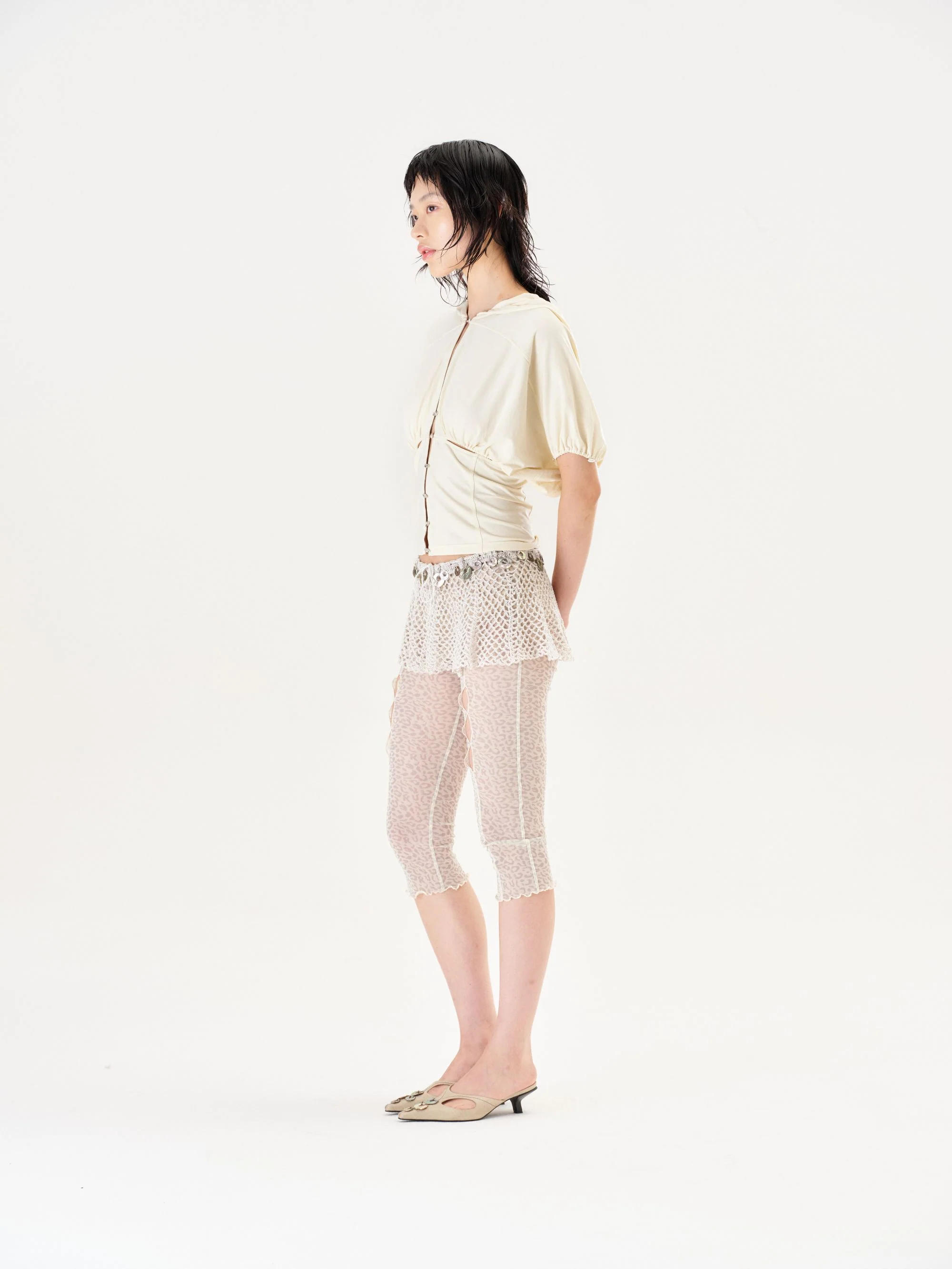 RUI built 26 Early Spring Hand-crocheted Shell-decorated Mini Skirt RUI-S26CR02-Vapor White - Image 17